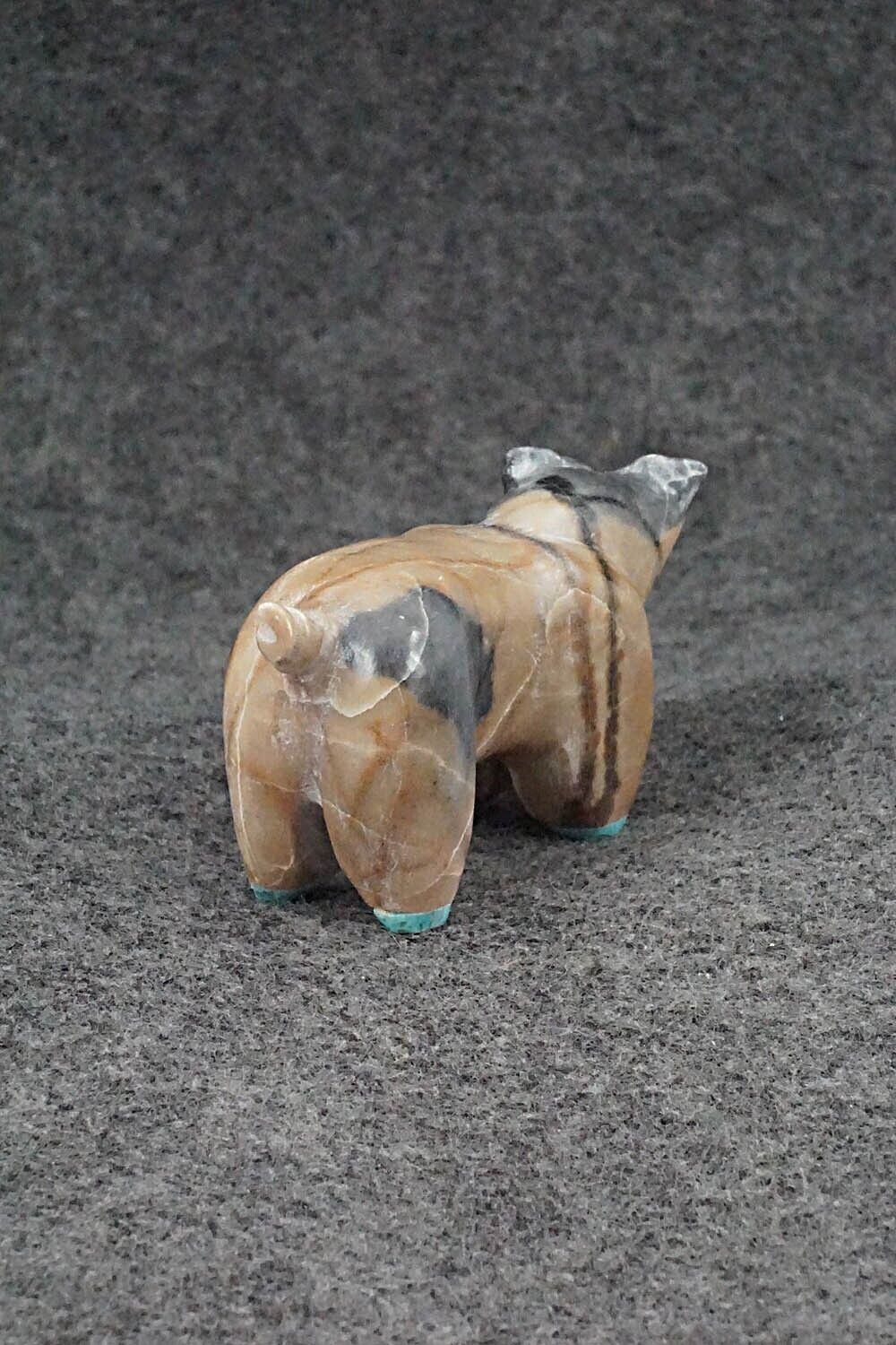 Pig Zuni Fetish Carving - Freddie Leekya
