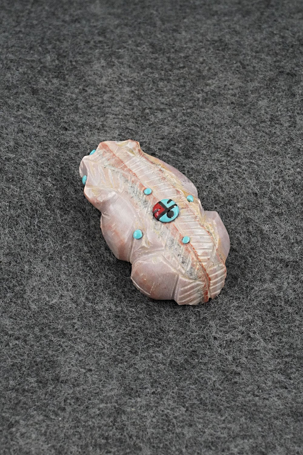 Badger Zuni Fetish Carving - Dannette Laate