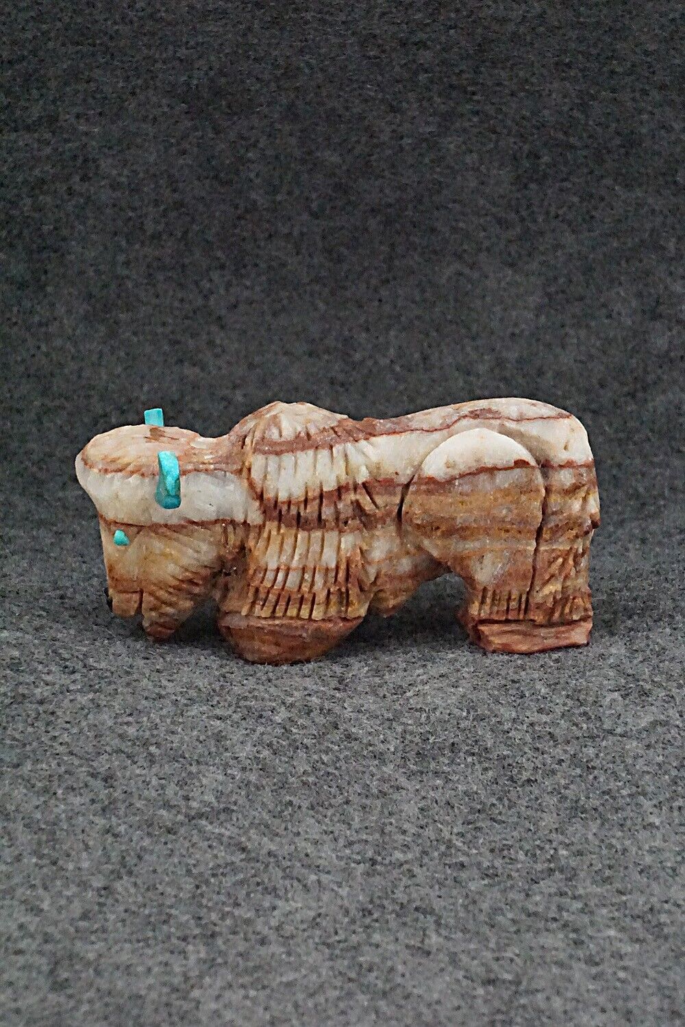 Buffalo Zuni Fetish Carving - Jon Quam