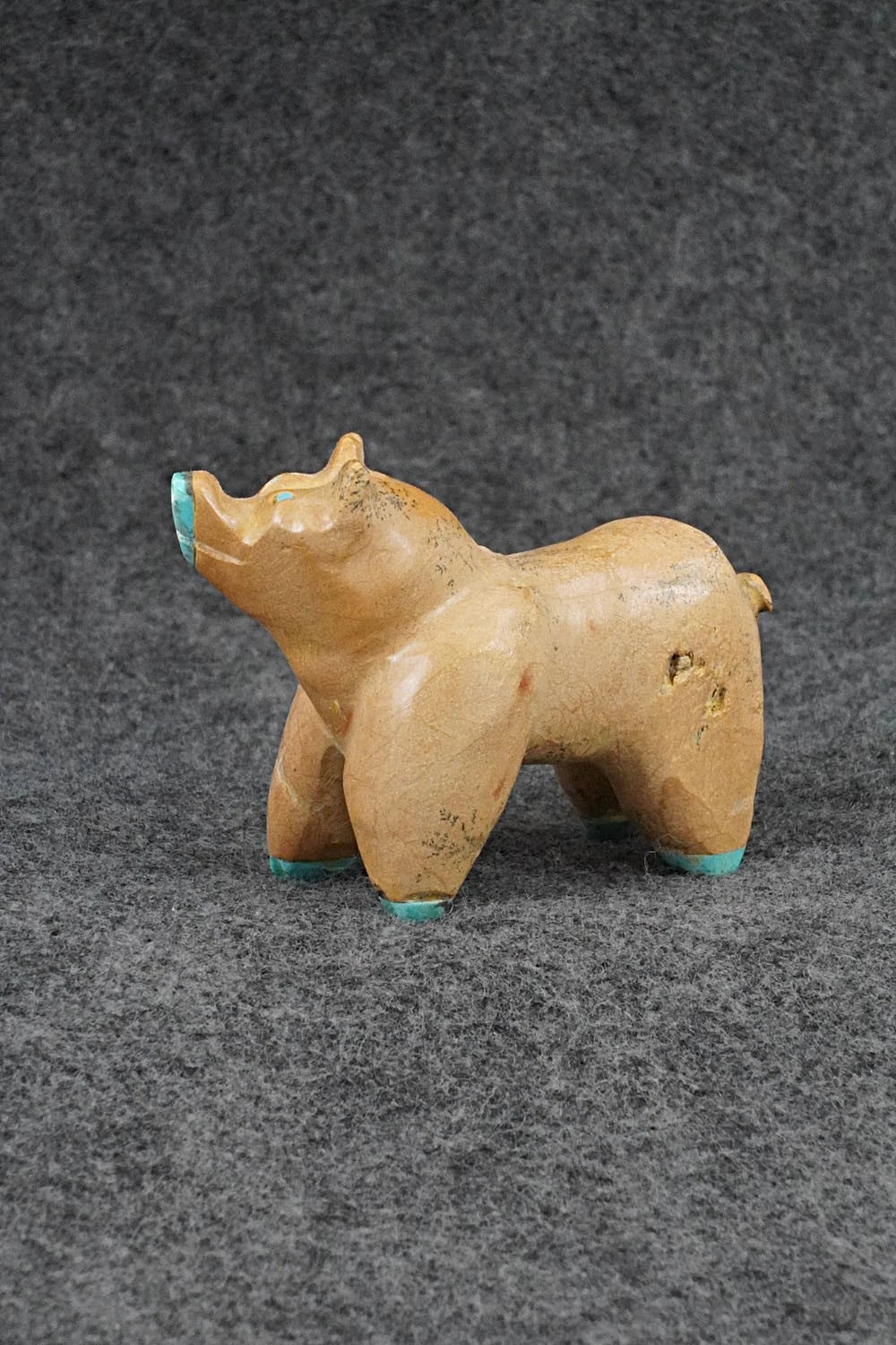 Pig Zuni Fetish Carving - Freddie Leekya