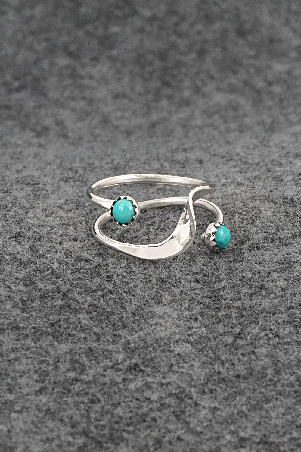 Turquoise & Sterling Silver Ring - Gerald Skeets - Size 8