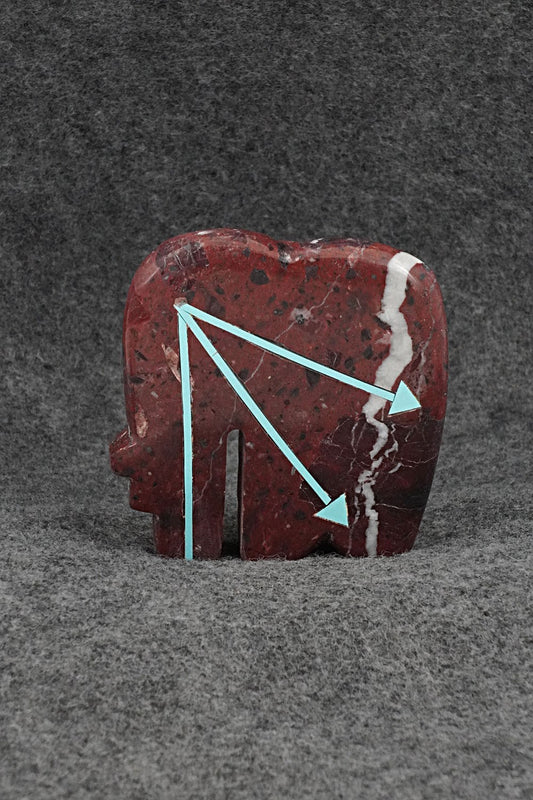 Bear Zuni Fetish Carving - Bernard Laiwakete