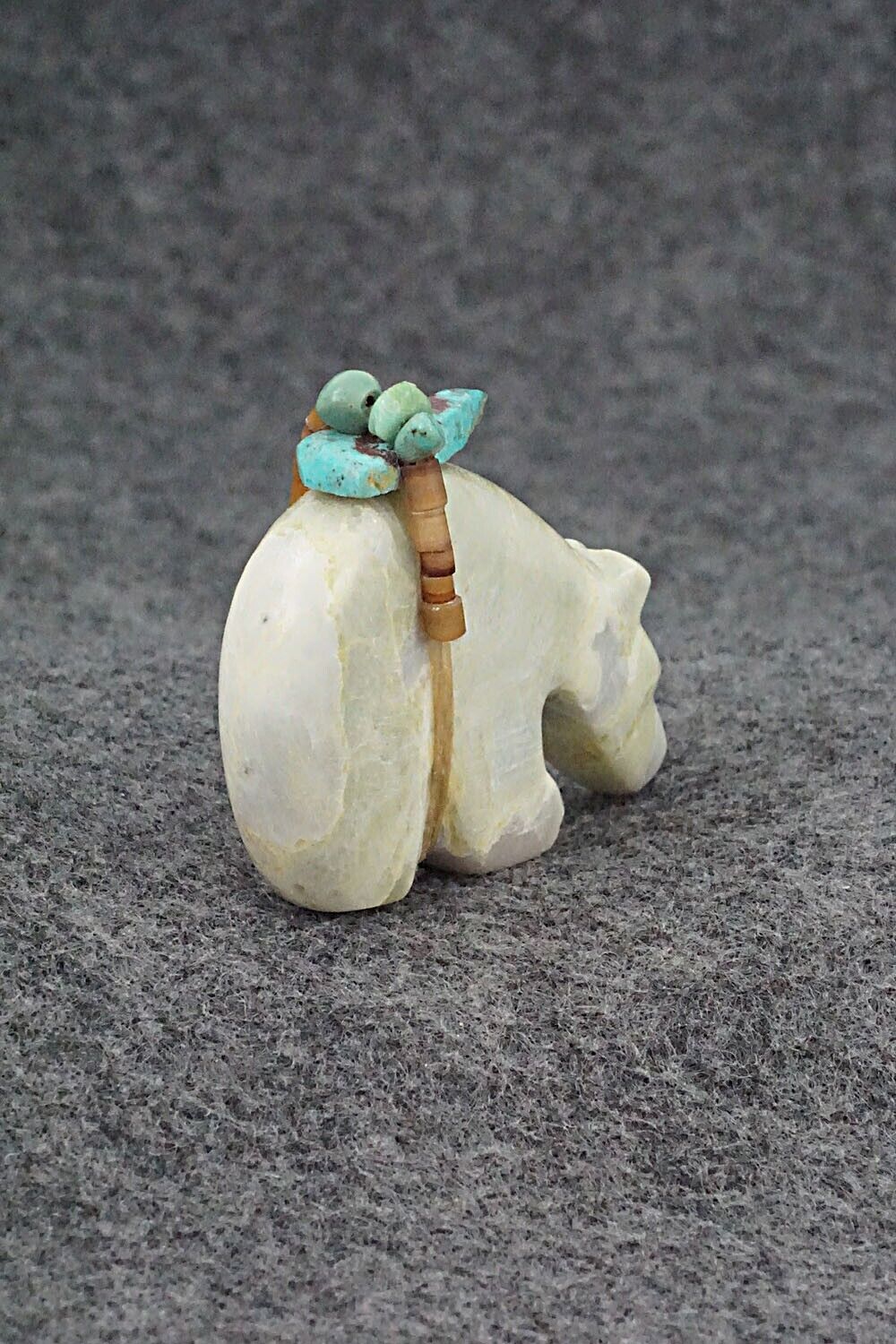 Bear Zuni Fetish Carving - Donavan Laiwakete