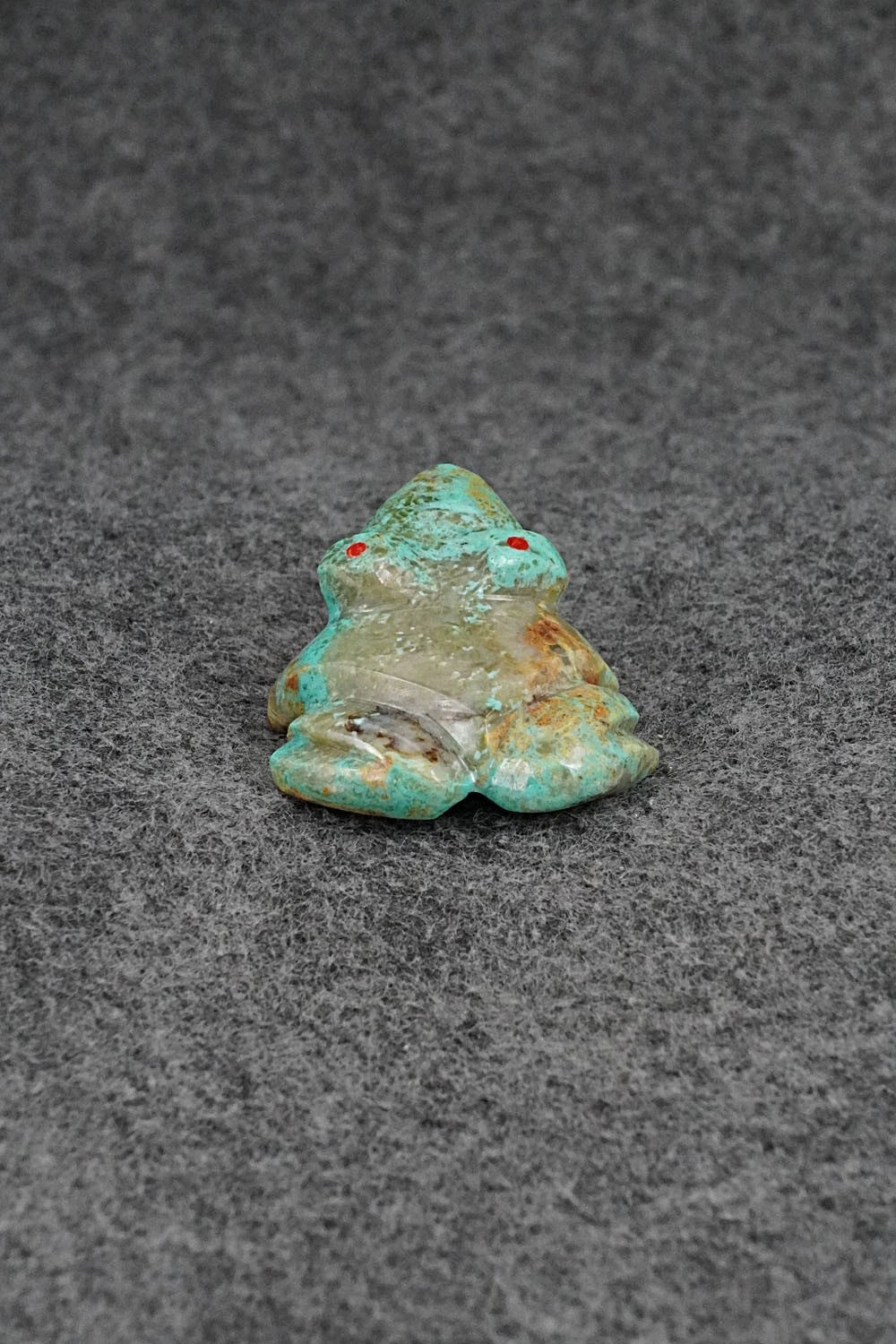 Frog Zuni Fetish Carving - Kenric Laiwakete