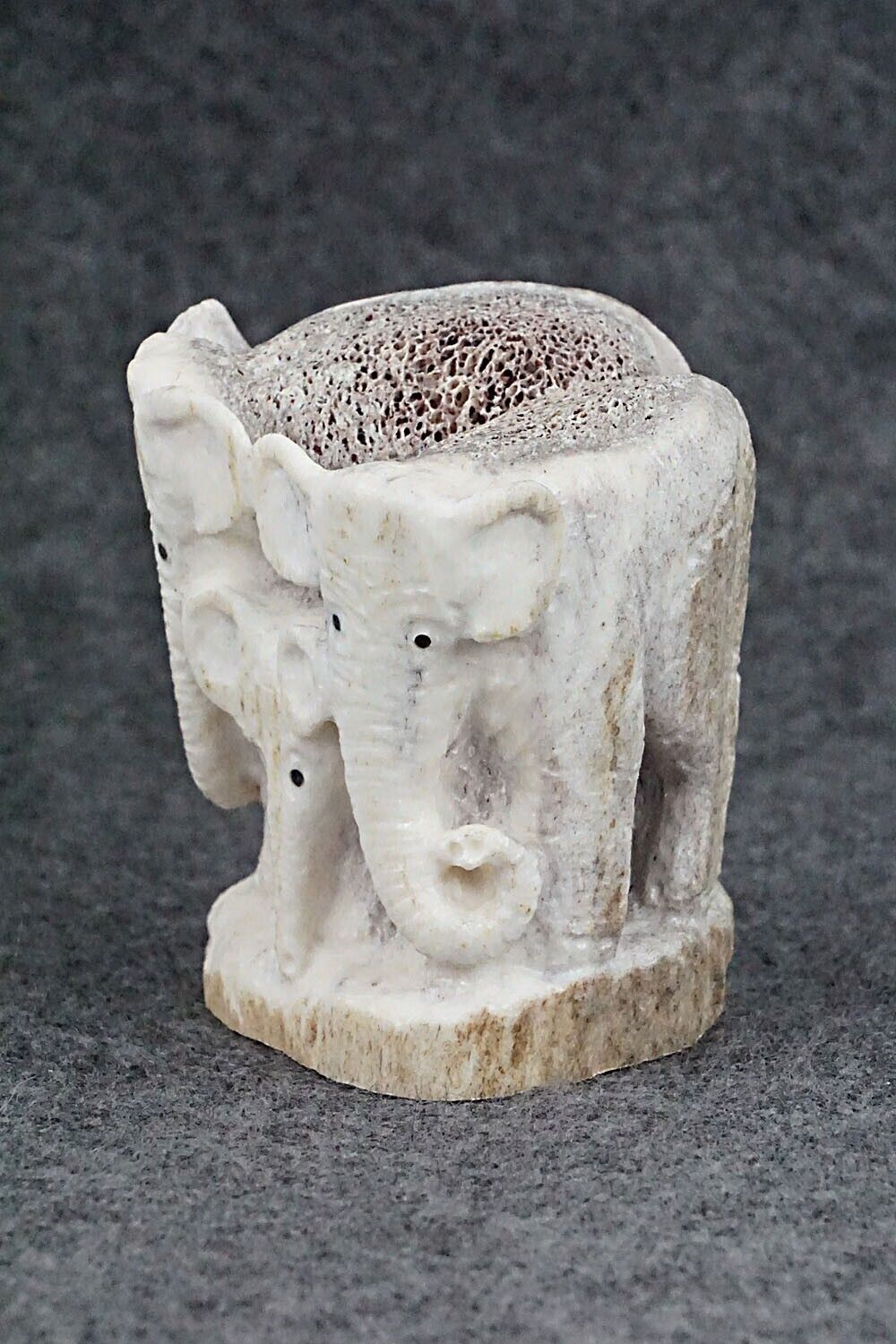 Elephant Family Zuni Fetish Carving - Maxx Laate