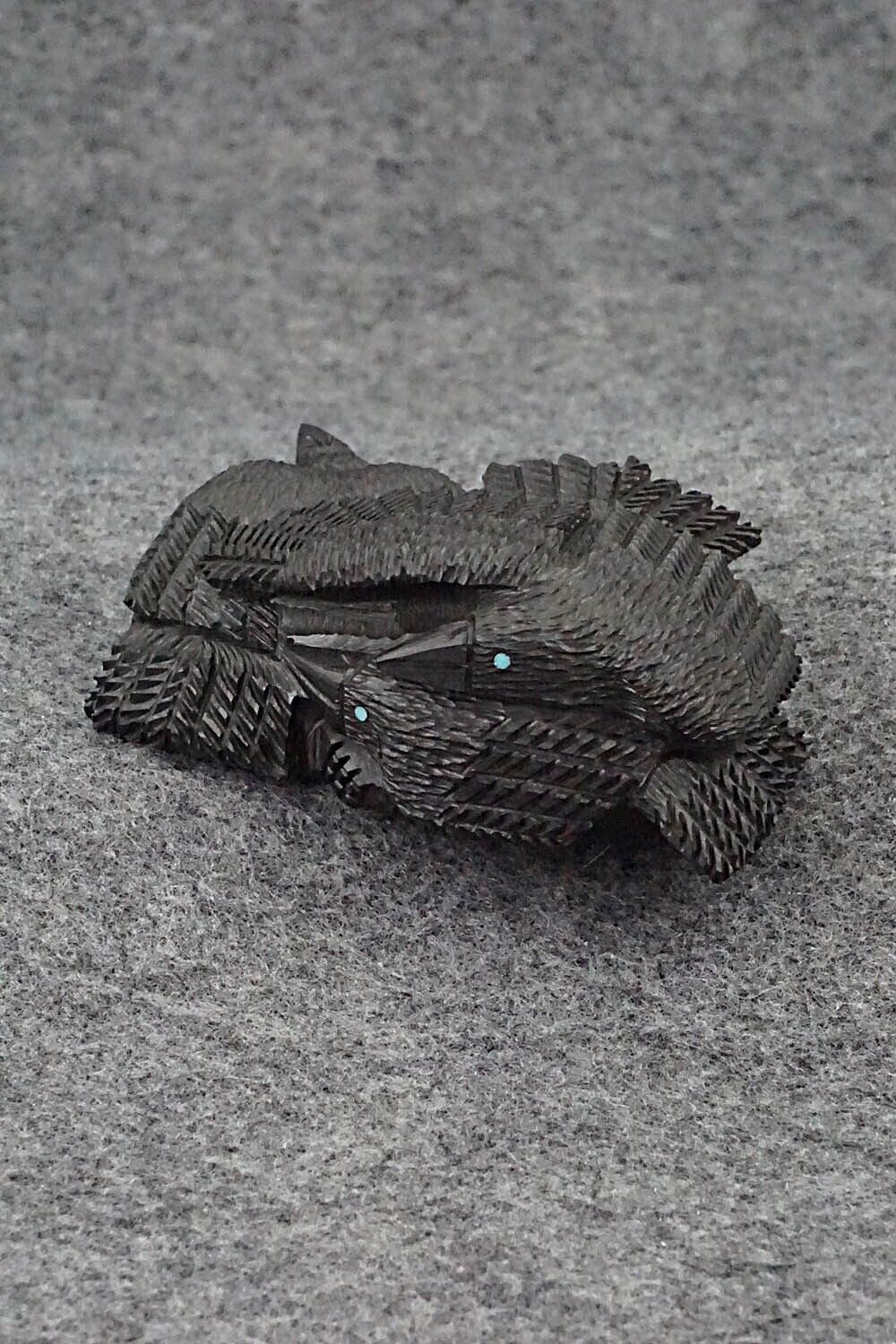 Crows Zuni Fetish Carving - Destry Siutza