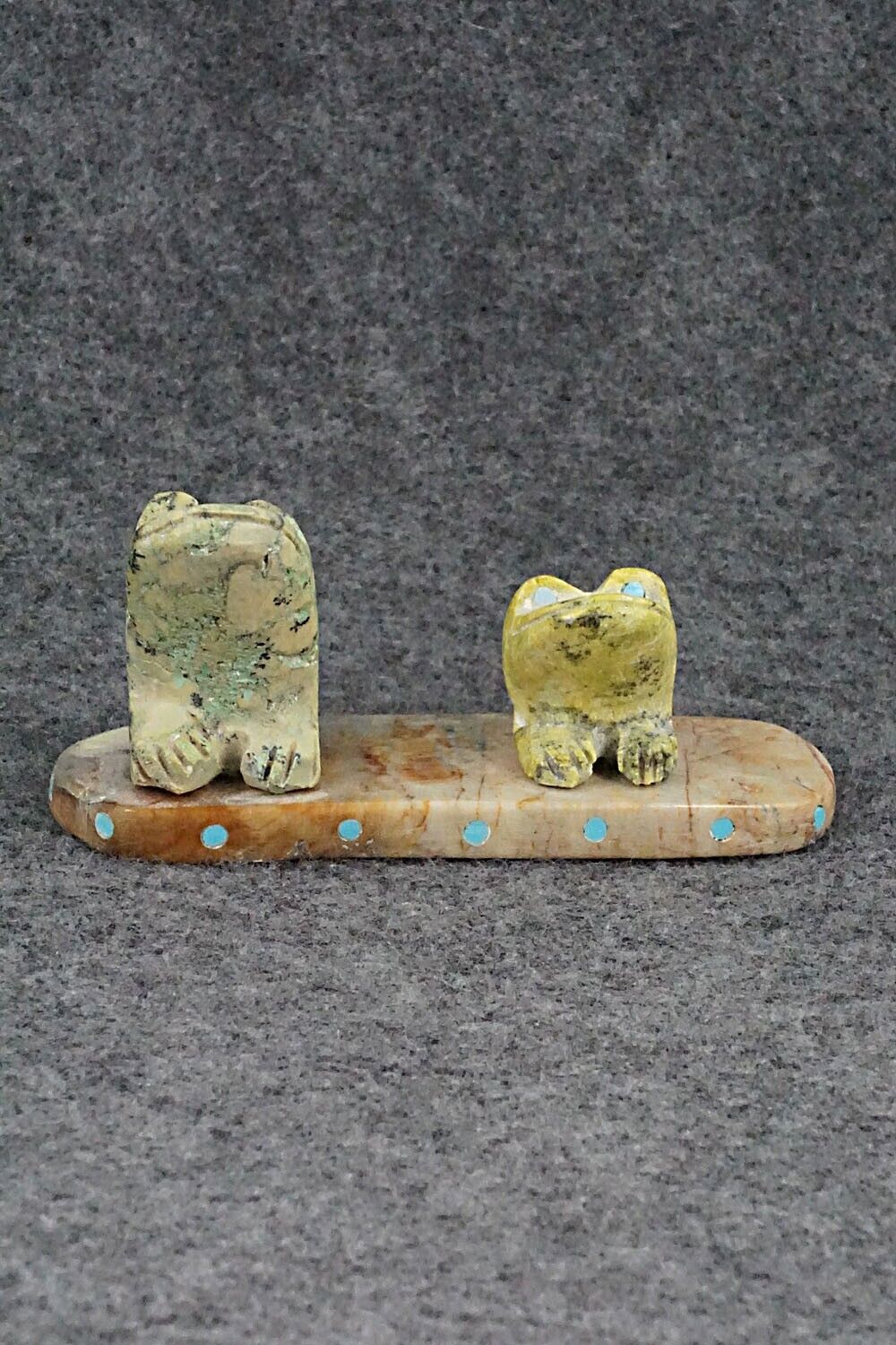 Frogs Zuni Fetish Carving - Stafford Chimoni