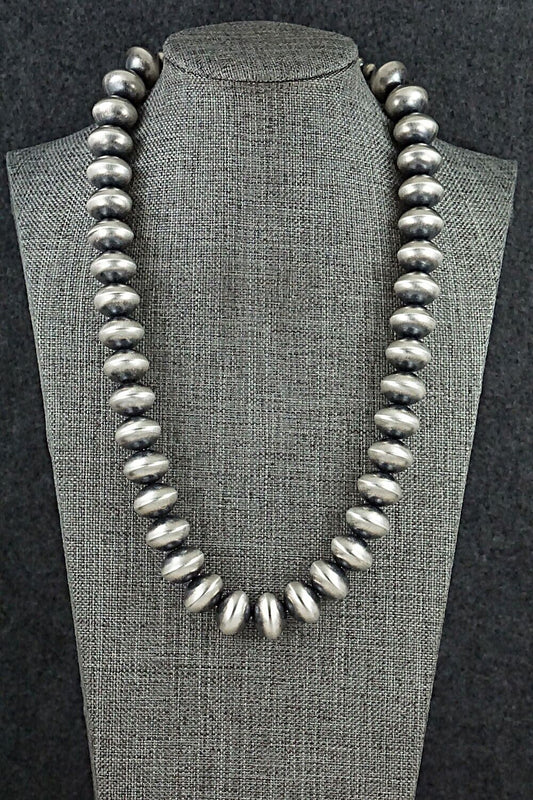 Sterling Silver Navajo Pearl Necklace 20" - Bryannen Halwood