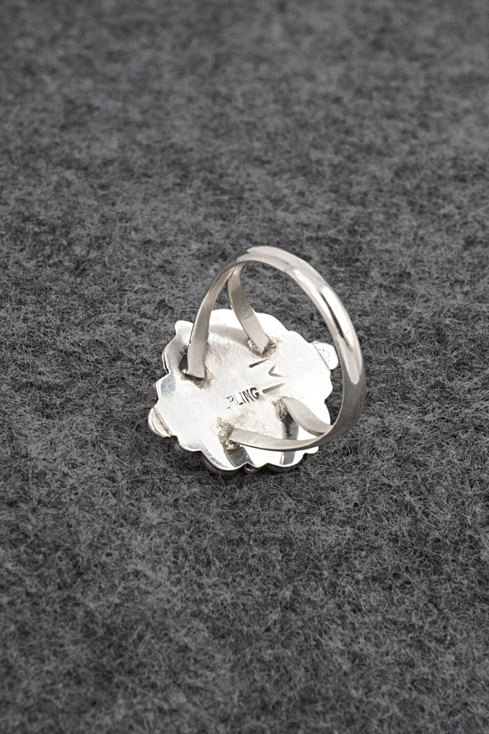 Conch Shell & Sterling Silver Ring - Frieda Martinez - Size 6