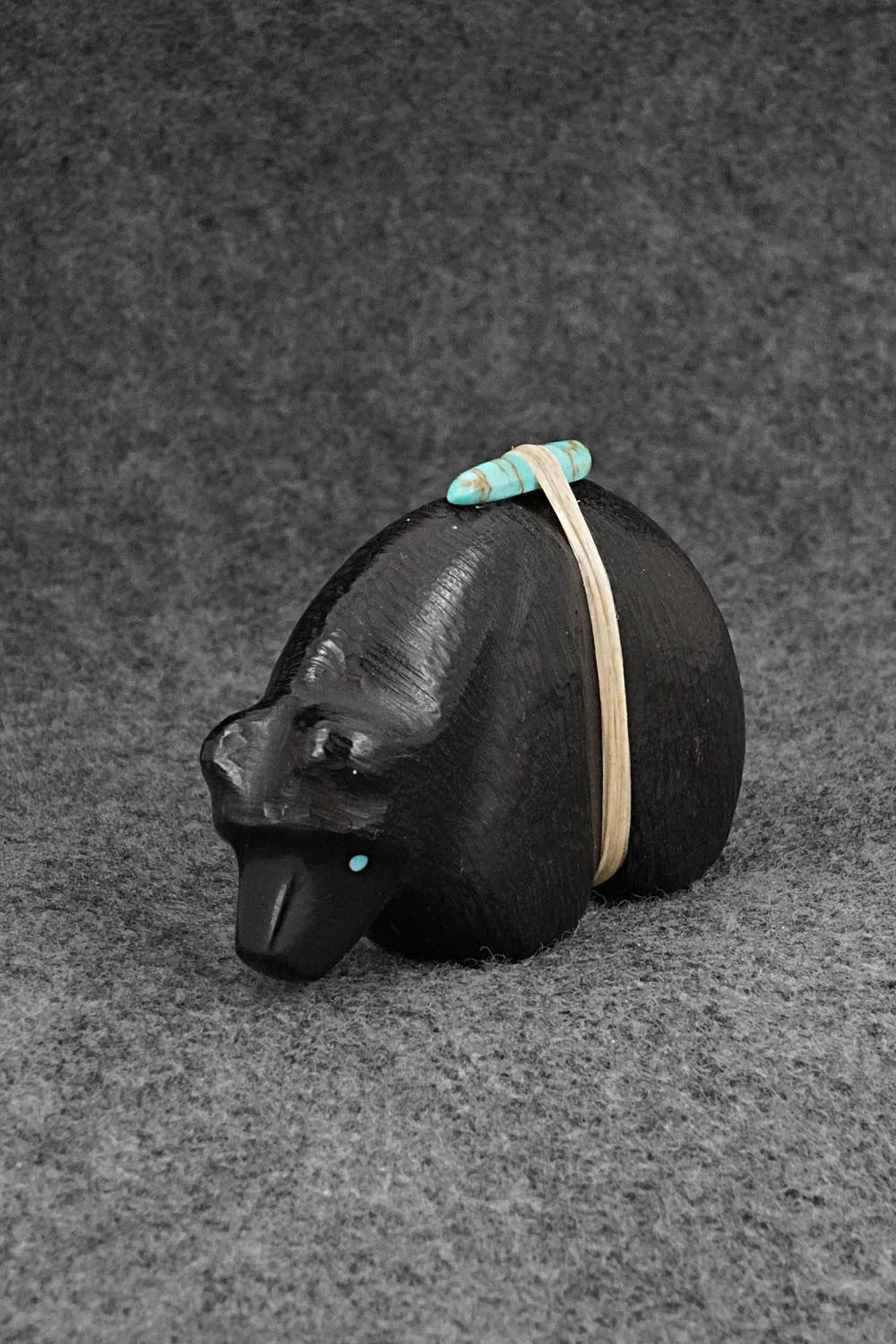 Bear Zuni Fetish Carving - Herb Halate