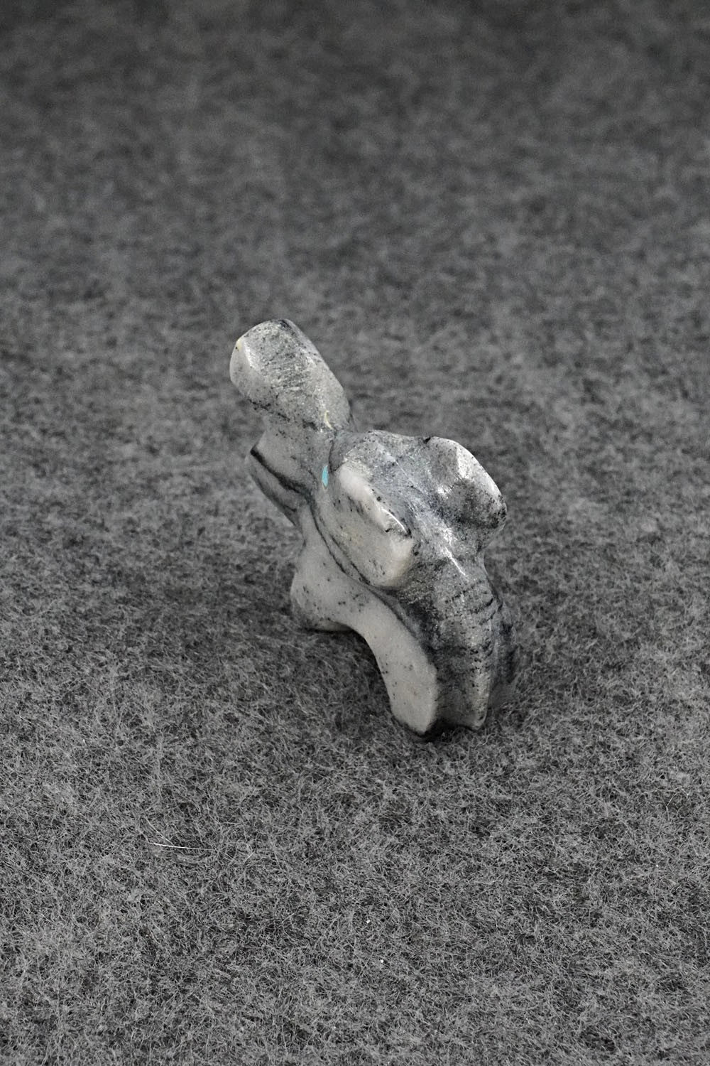 Elephant Zuni Fetish Carving - Calvert Bowannie