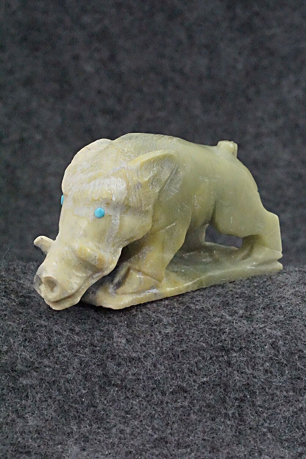 Boar Zuni Fetish Carving - Derrick Kaamasee