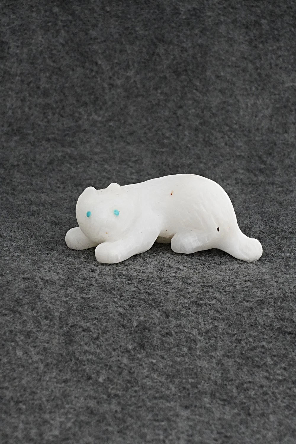 Mountain Lion Zuni Fetish Carving - Wilfred Cheama