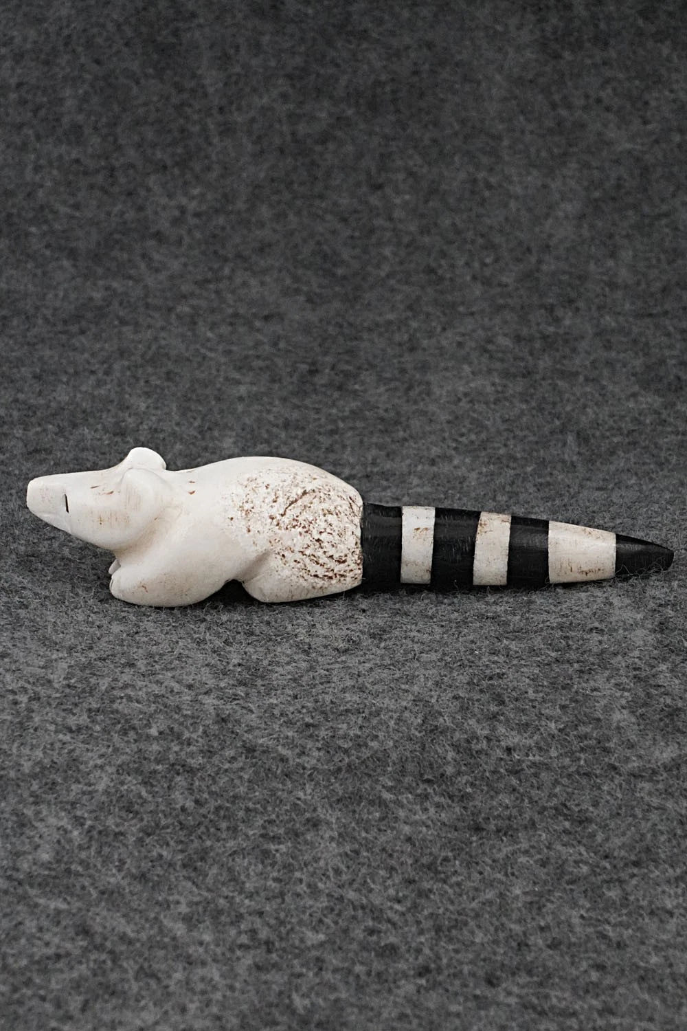 Raccoon Zuni Fetish Carving - Justin Red Elk