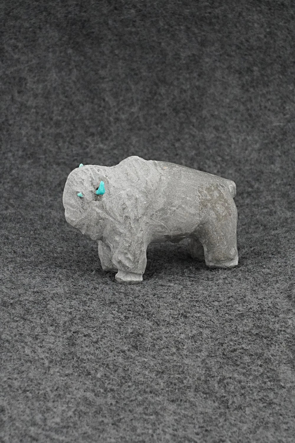 Buffalo Zuni Fetish Carving - Kenneth Malani