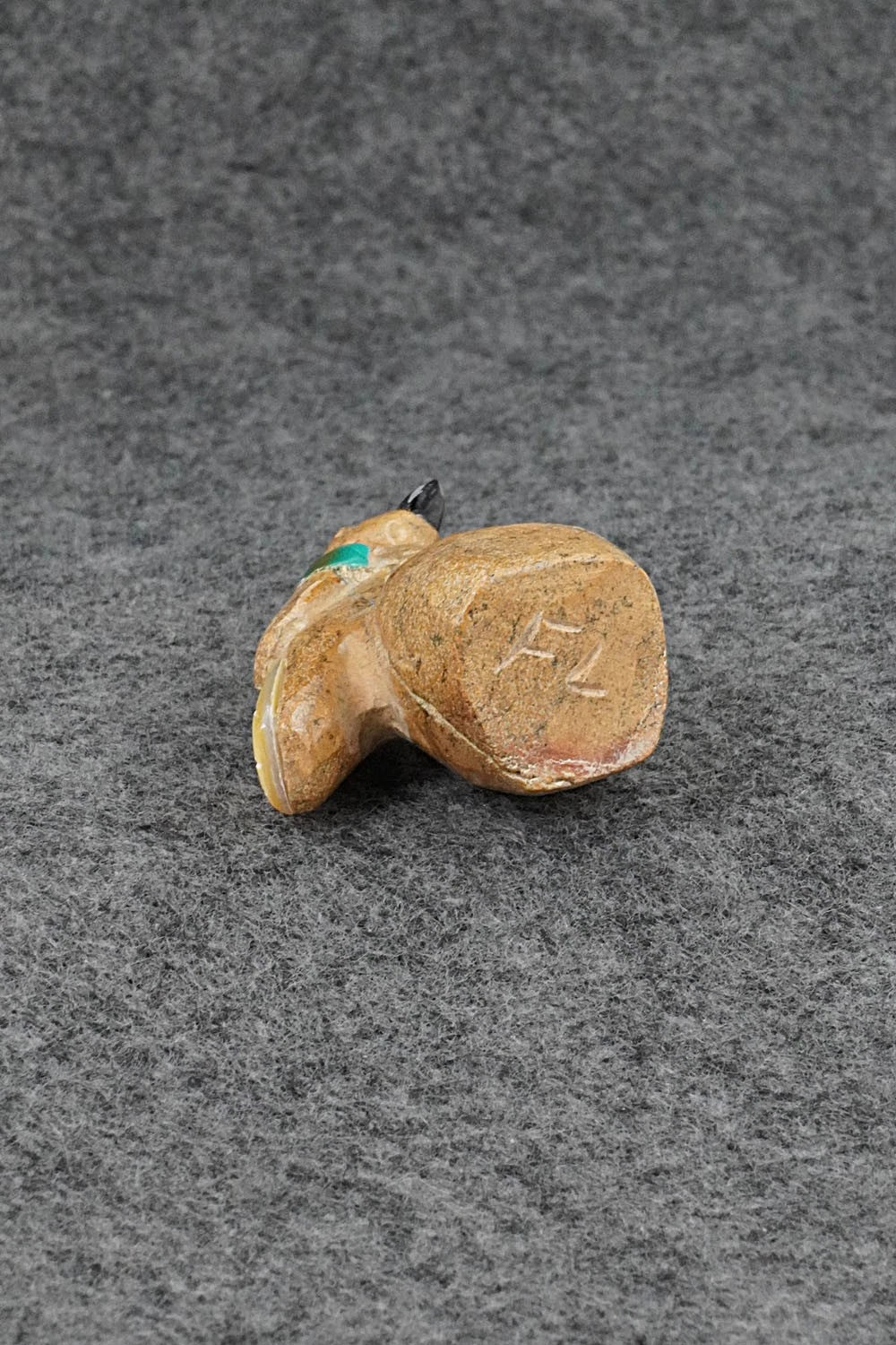 Bird Zuni Fetish Carving - Freddie Leekya