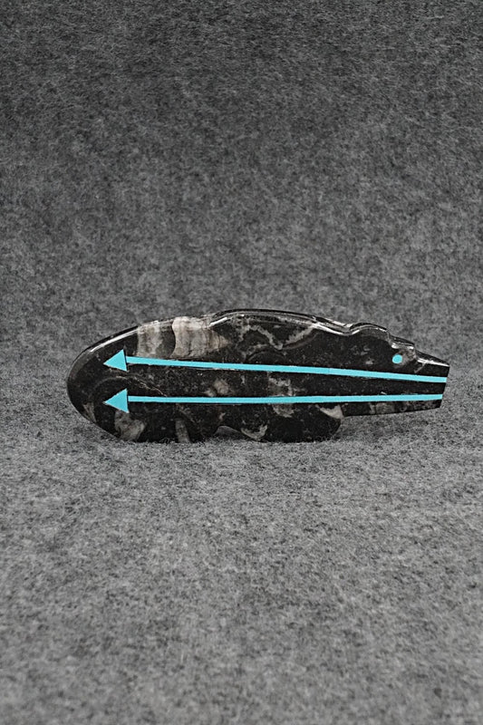 Bear Zuni Fetish Carving - Bernard Laiwakete