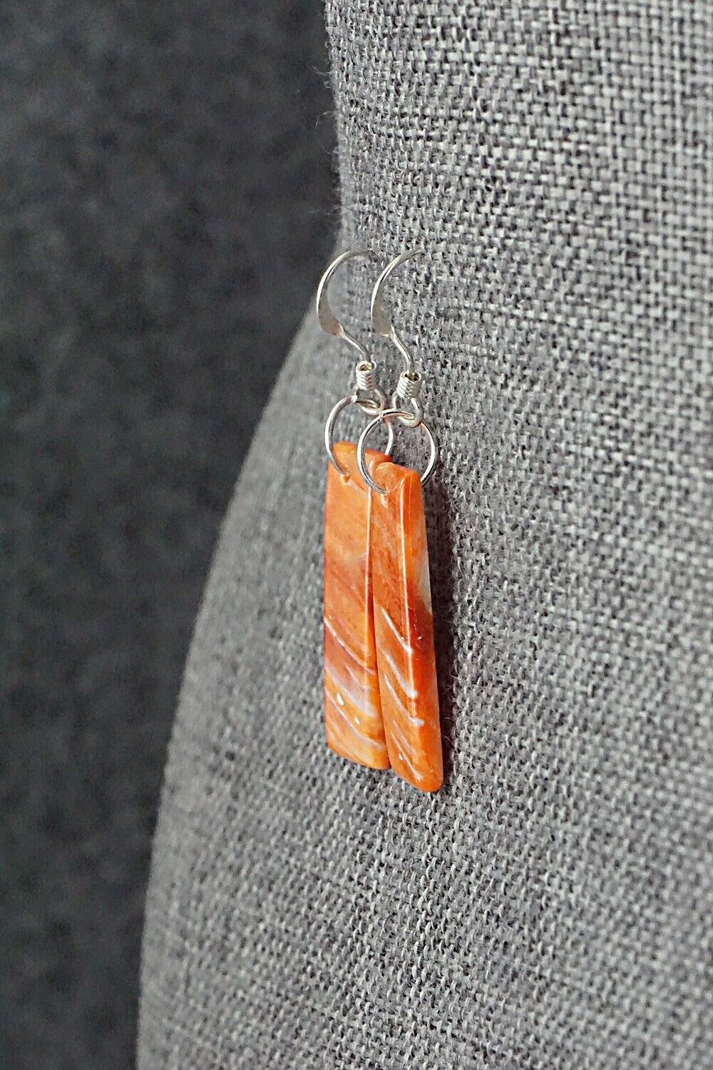 Spiny Oyster & Sterling Silver Earrings - Jesus Espino