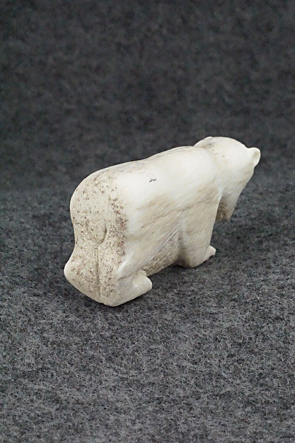 Bear Zuni Fetish Carving - Maxx Laate