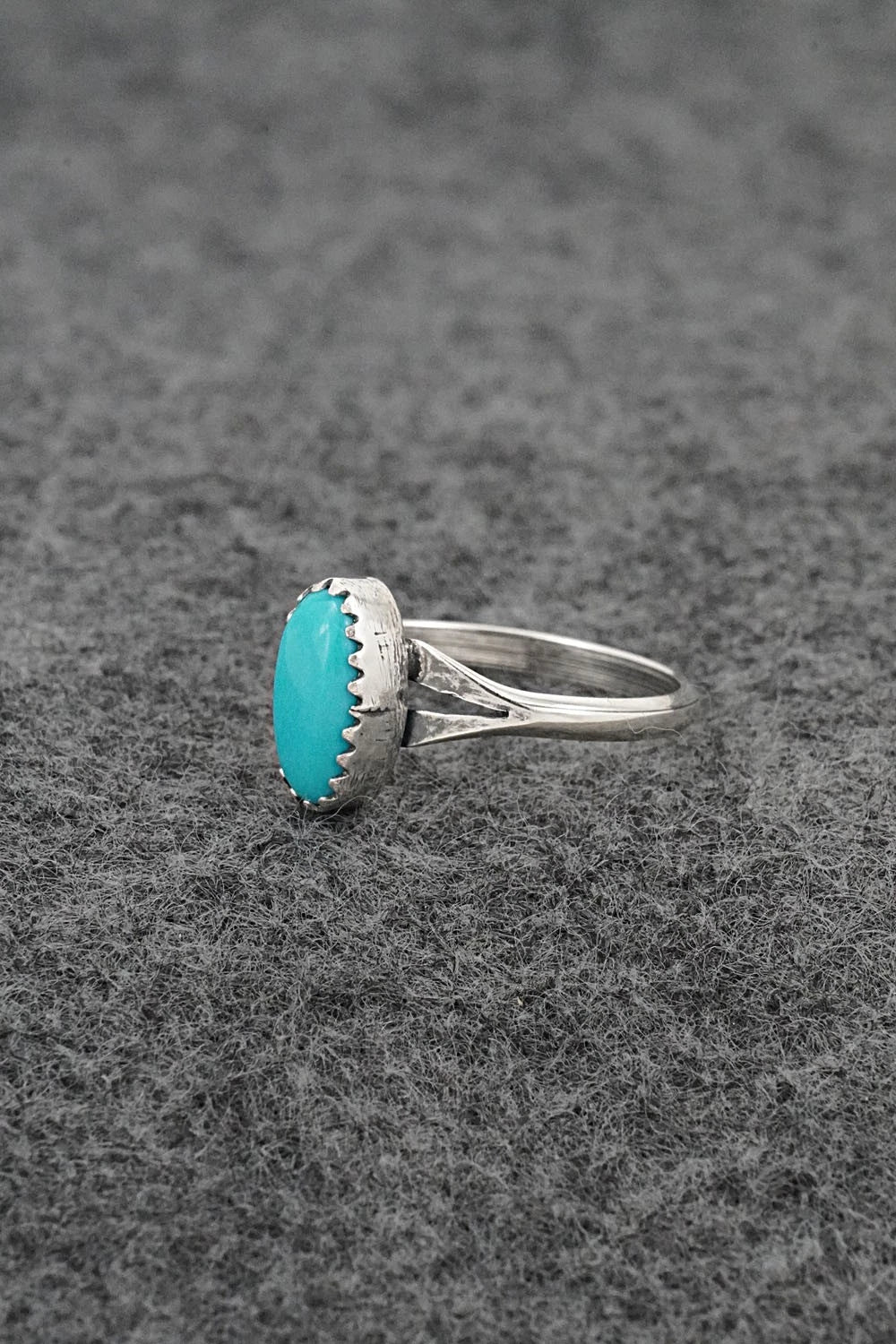 Turquoise & Sterling Silver Ring - Matthew Gordon - Size 6.5