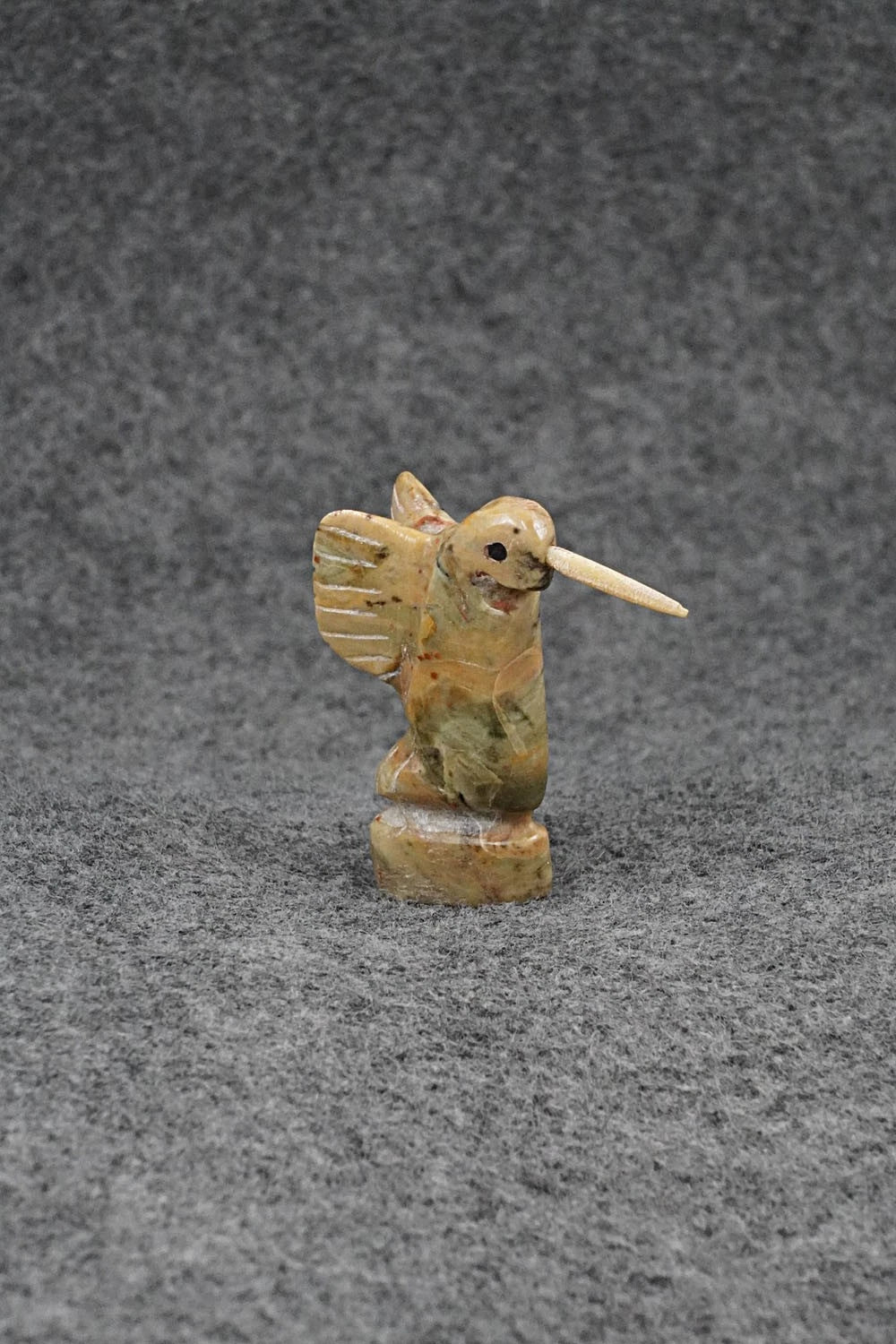 Hummingbird Zuni Fetish Carving - Justin Red Elk