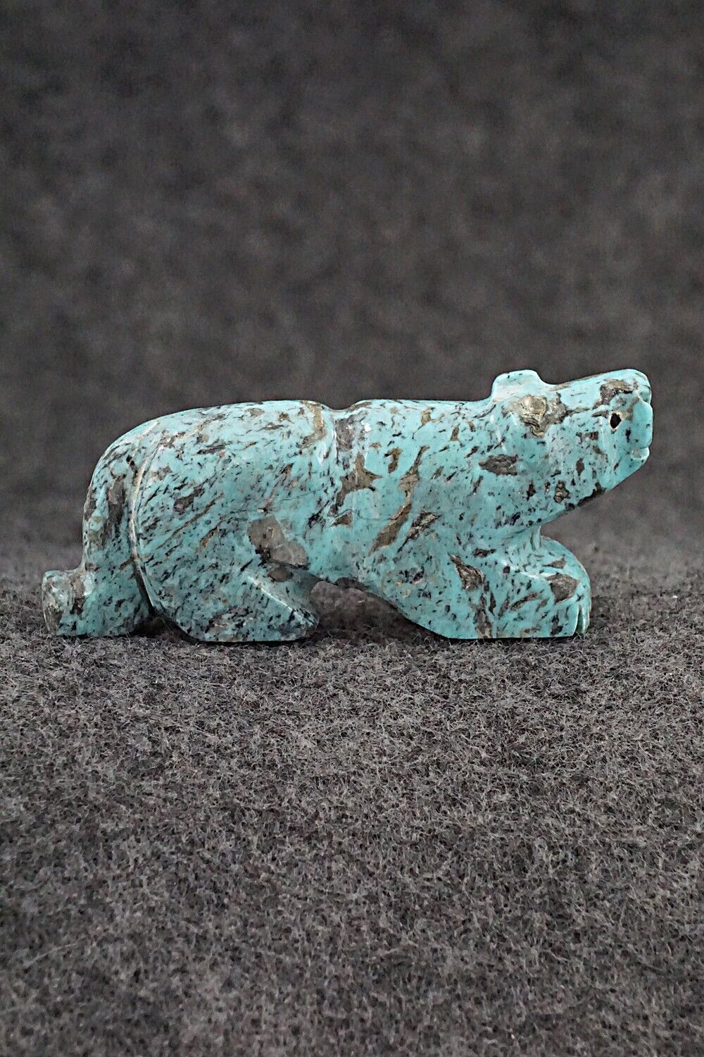 Mountain Lion Zuni Fetish Carving - Reynold Lunasee