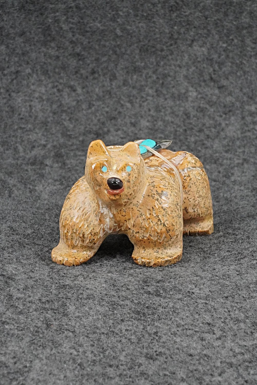 Bear Zuni Fetish Carving - Freddie Leekya