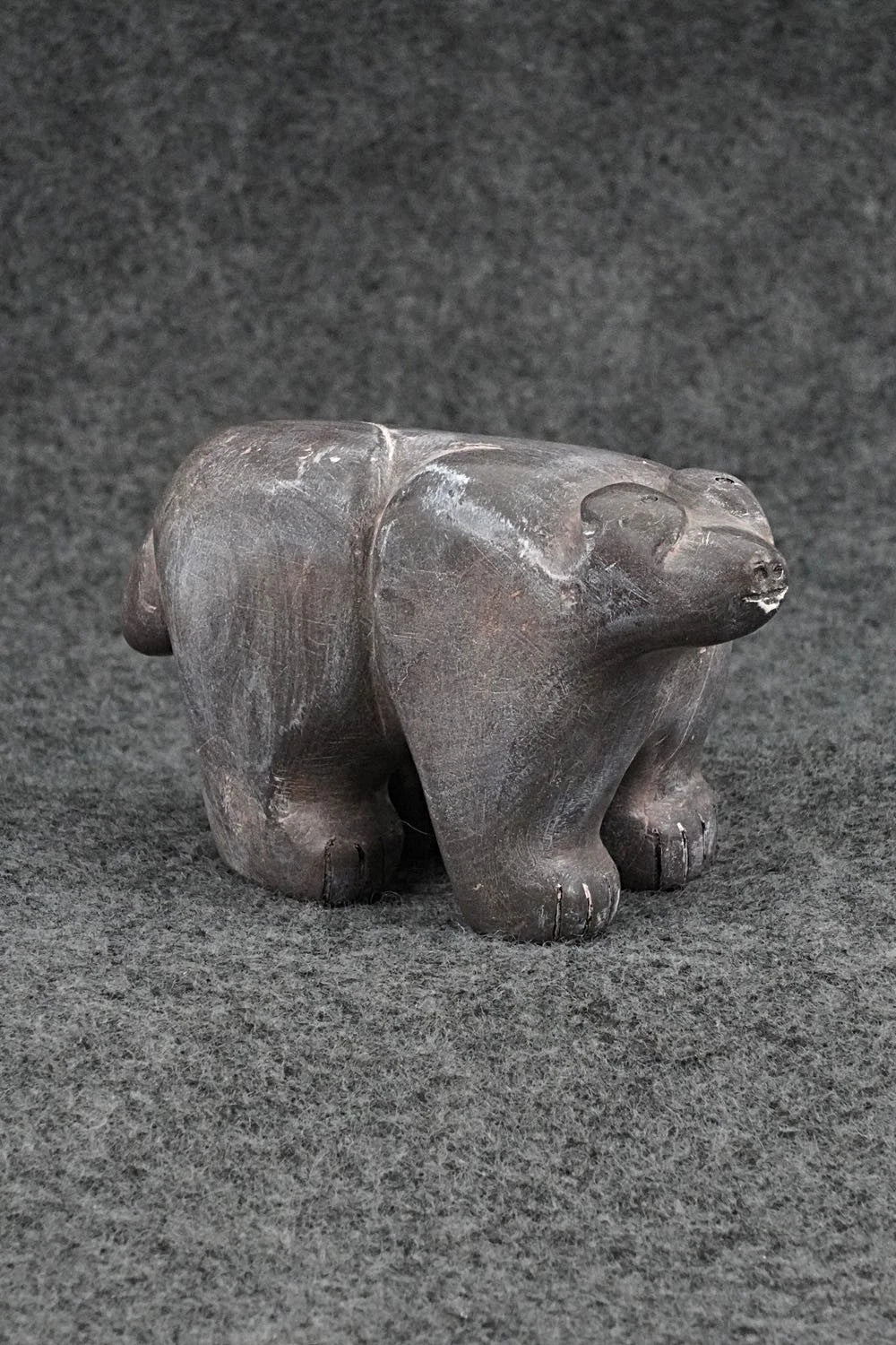 Bear Zuni Fetish Carving - Rick Kallestewa