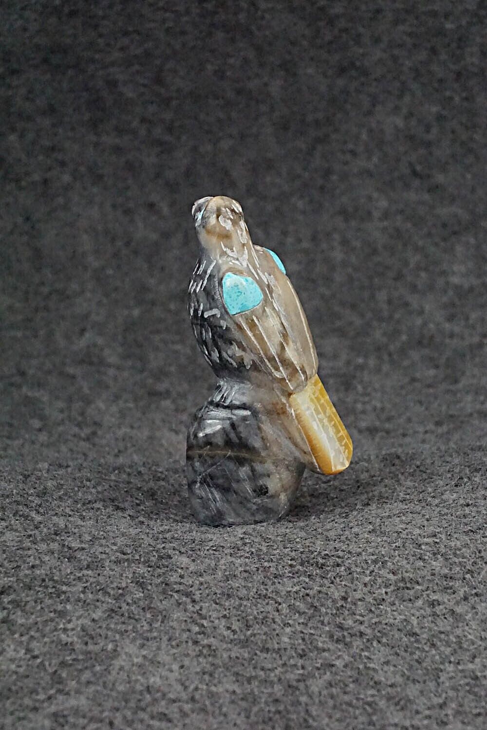 Eagle Zuni Fetish Carving - Freddie Leekya