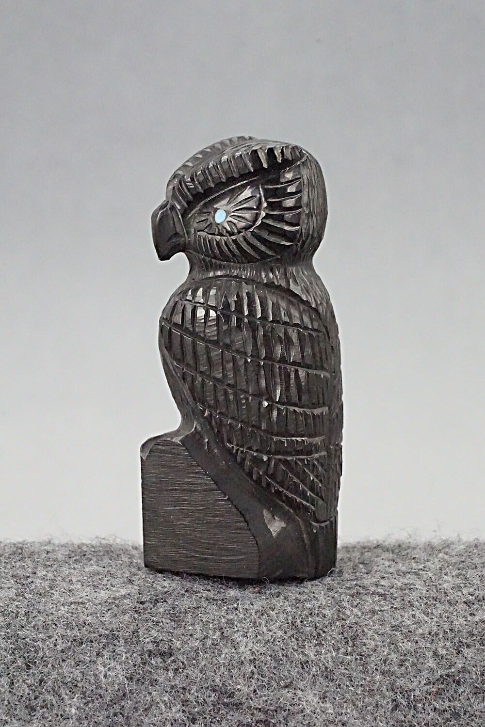 Owl Zuni Fetish Carving - Chris Peina