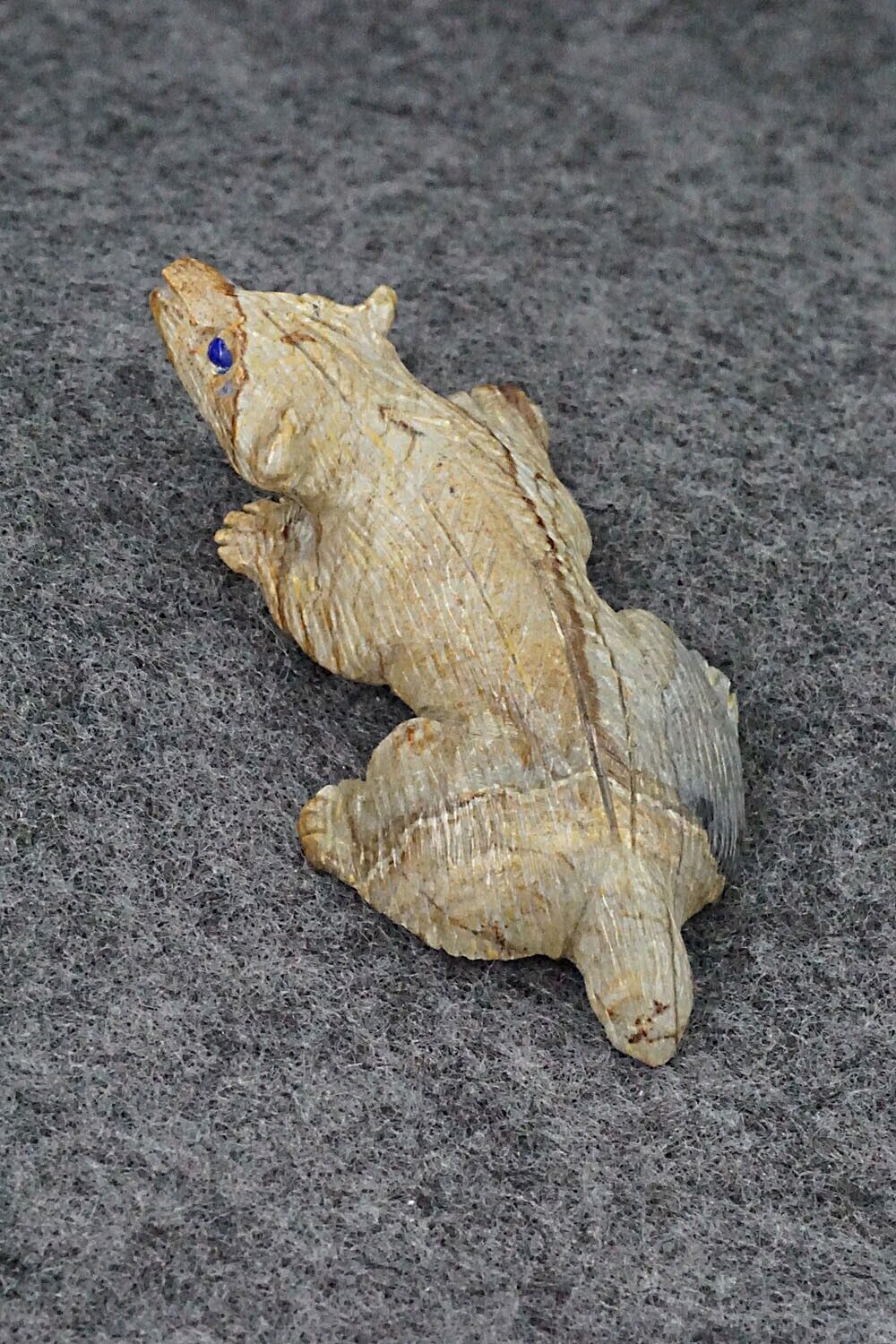 Badger Zuni Fetish Carving - Lance Cheama