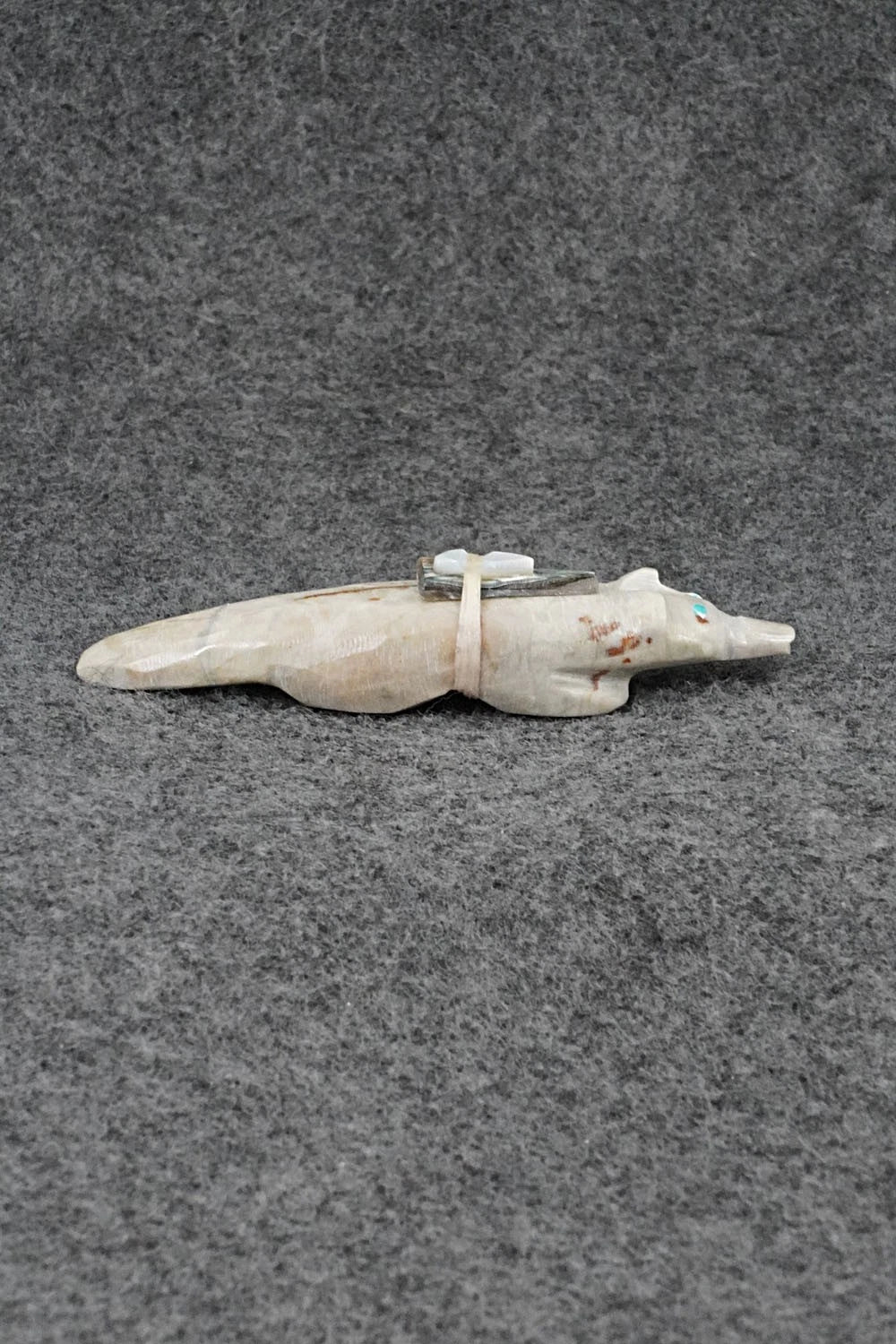 Badger Zuni Fetish Carving - Delvin Leekya