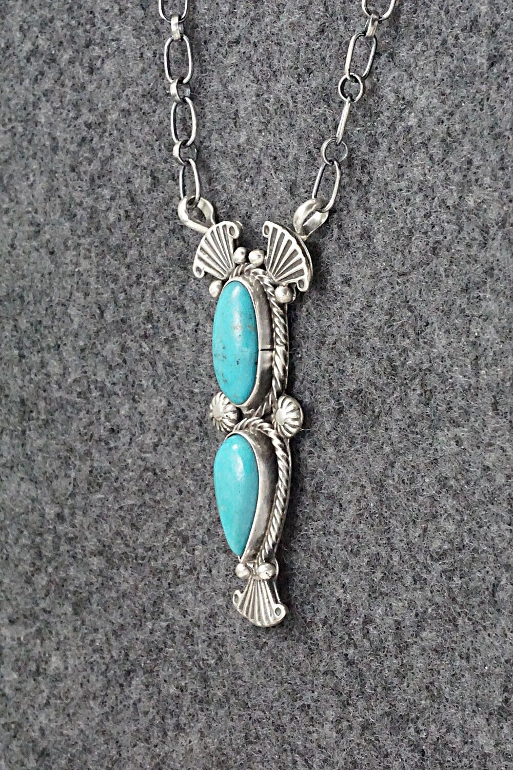 Turquoise & Sterling Silver Necklace - Verley Betone