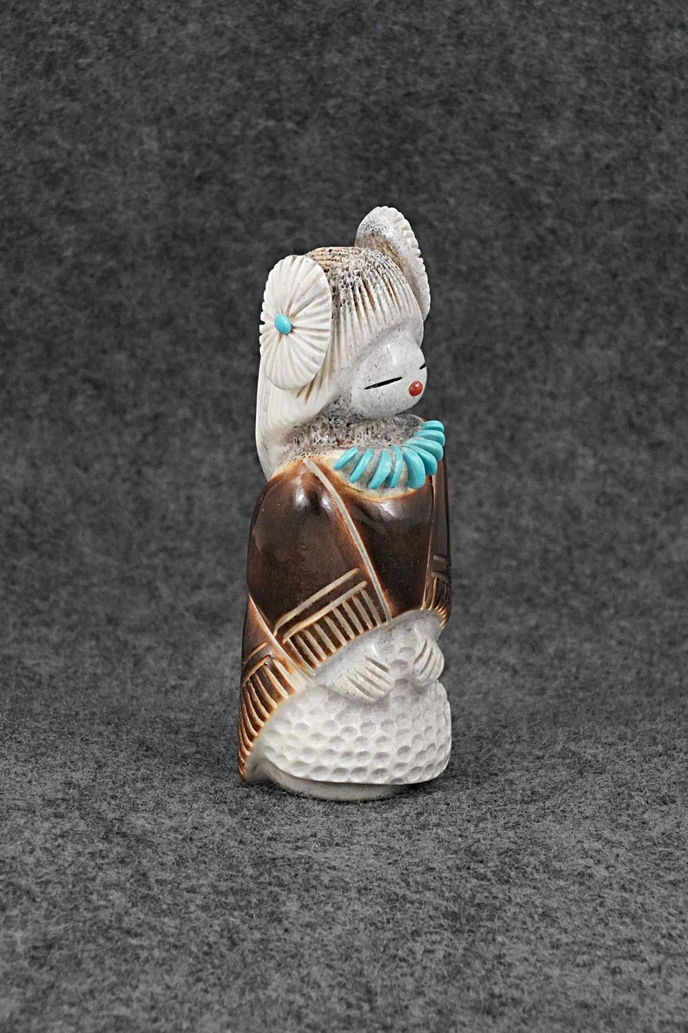 Corn Maiden Zuni Fetish Carving - Claudia Peina