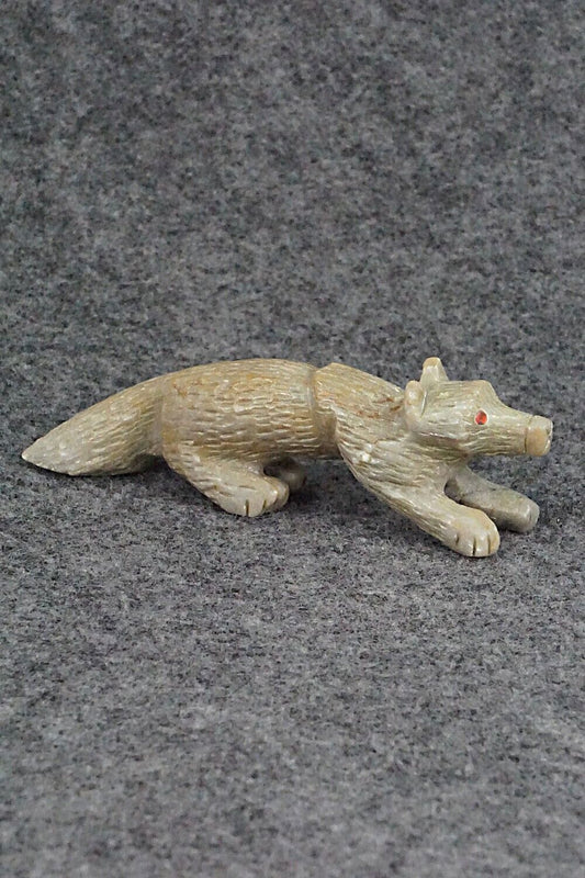 Wolf Zuni Fetish Carving - Cody Cheama