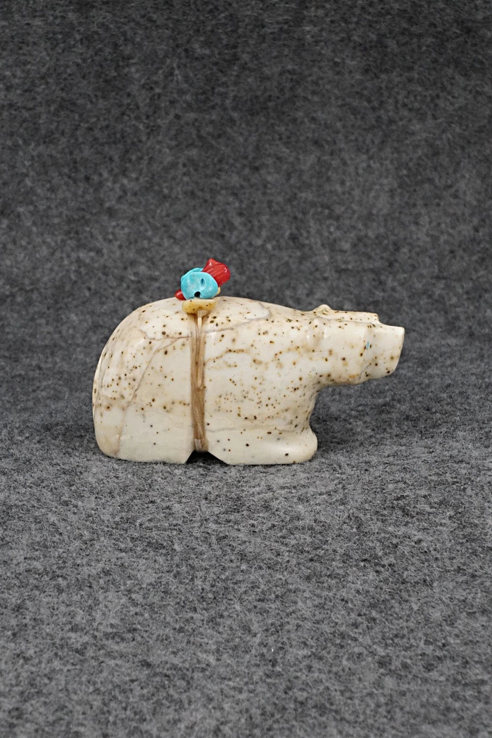 Bear Zuni Fetish Carving - Farlan & Paulette Quam