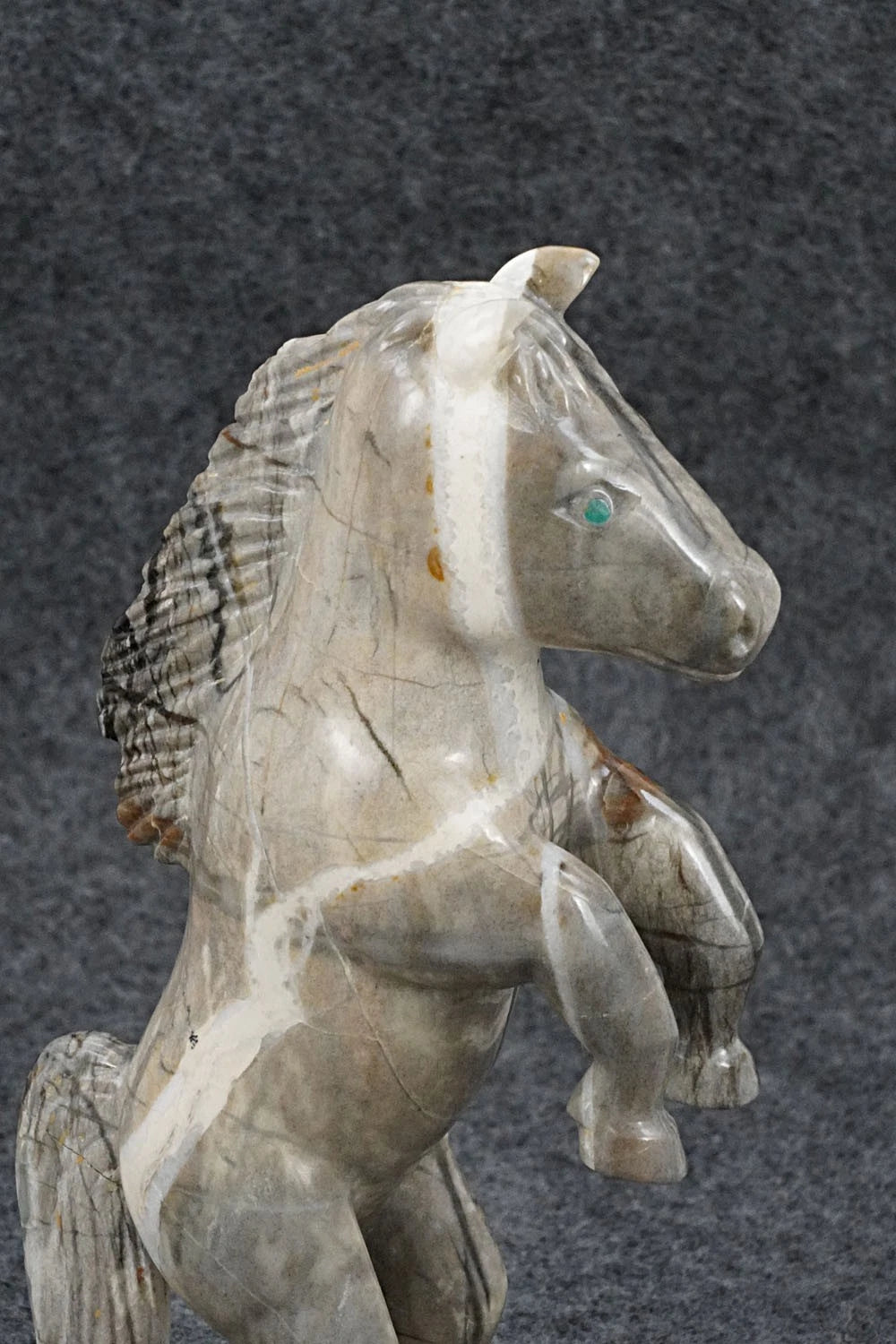Horse Zuni Fetish Carving - Clayton Panteah