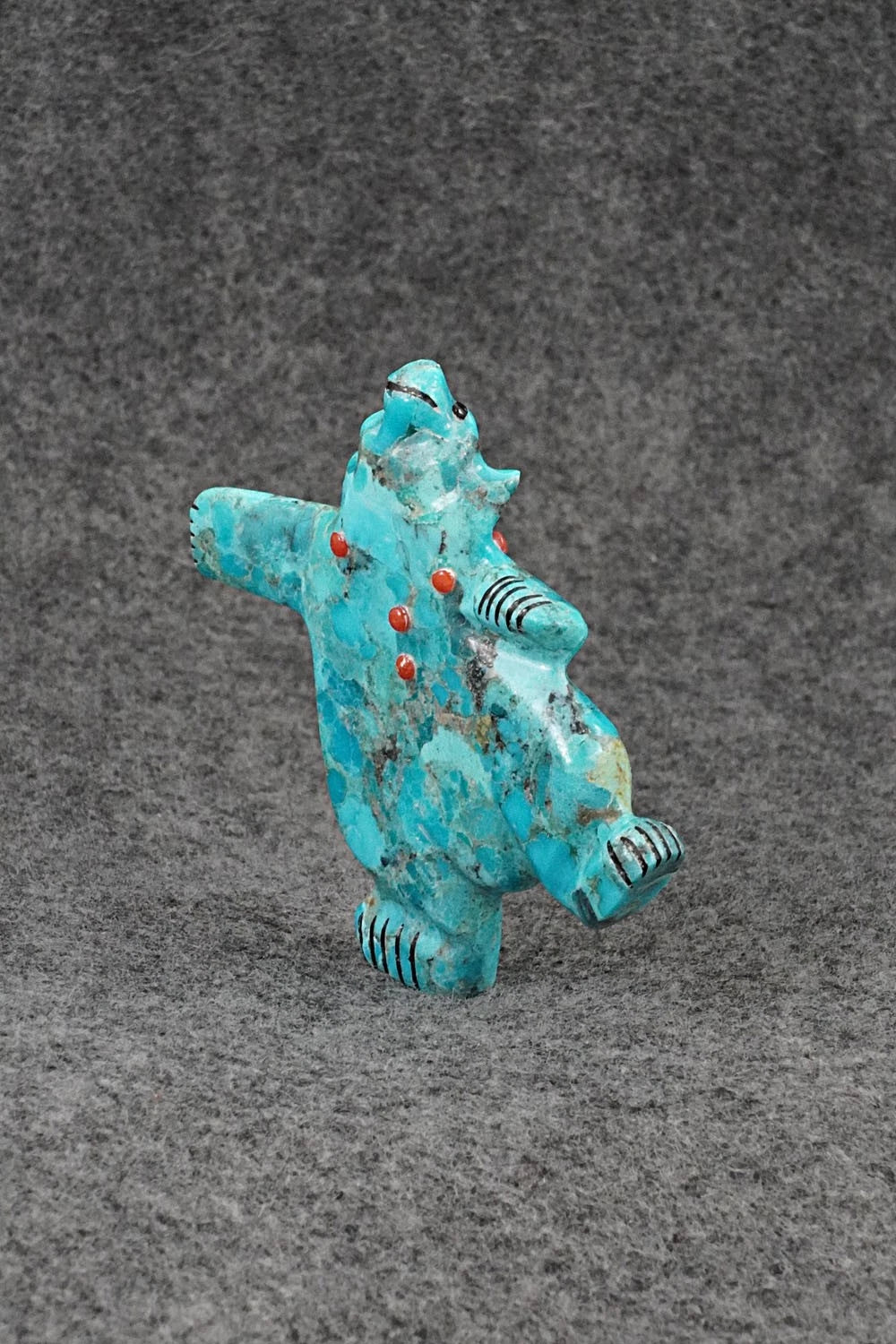 Bear Zuni Fetish Carving - Claudia Peina