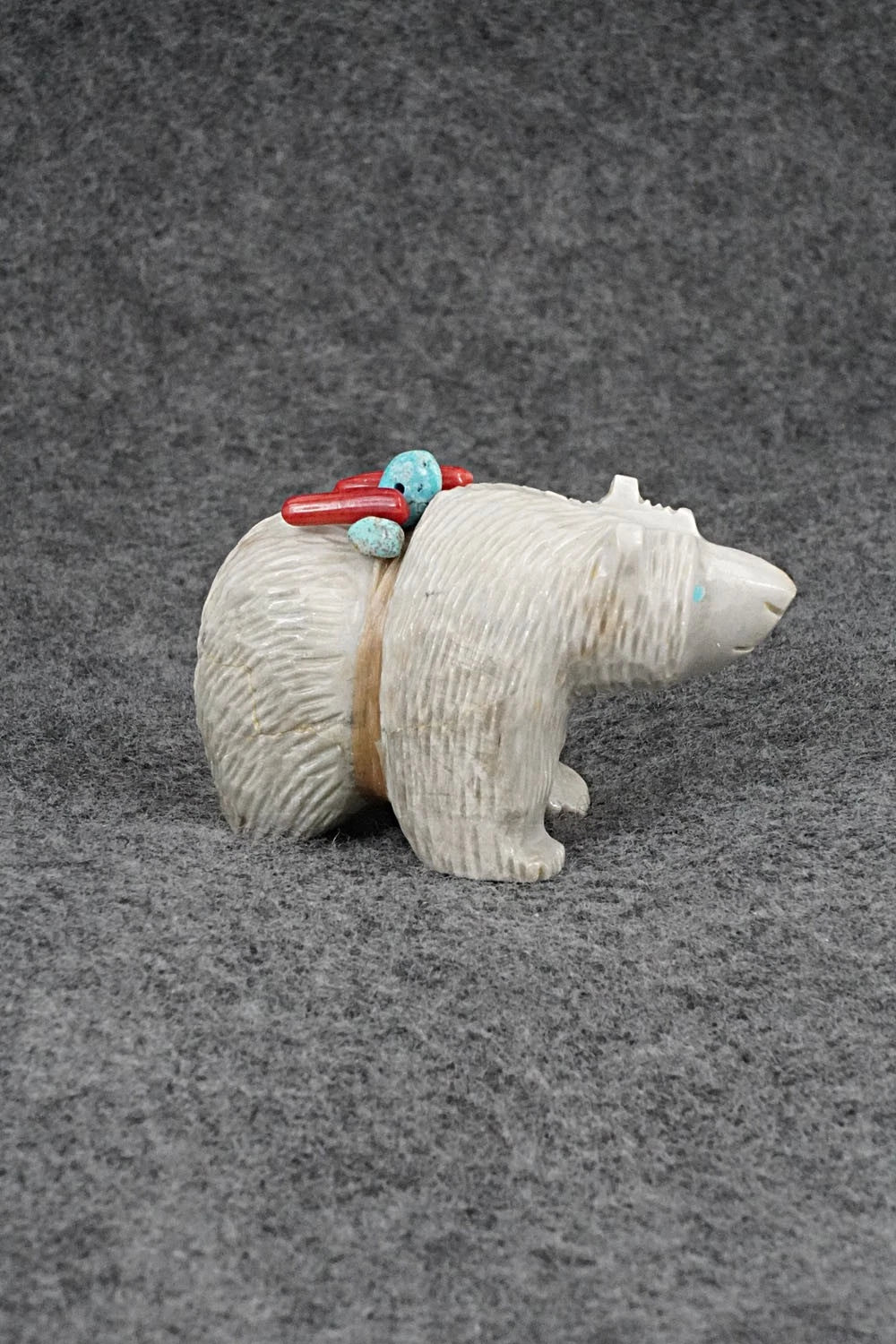 Bear Zuni Fetish Carving - Farlan & Paulette Quam
