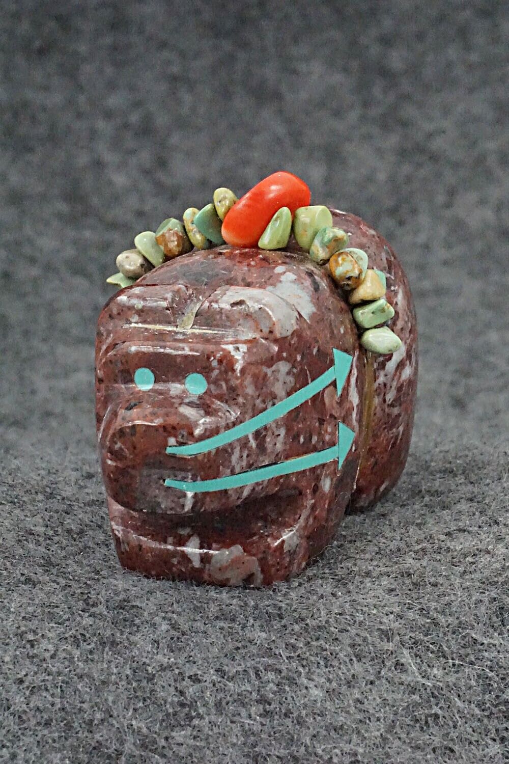 Bear Zuni Fetish Carving - Bernard Laiwakete