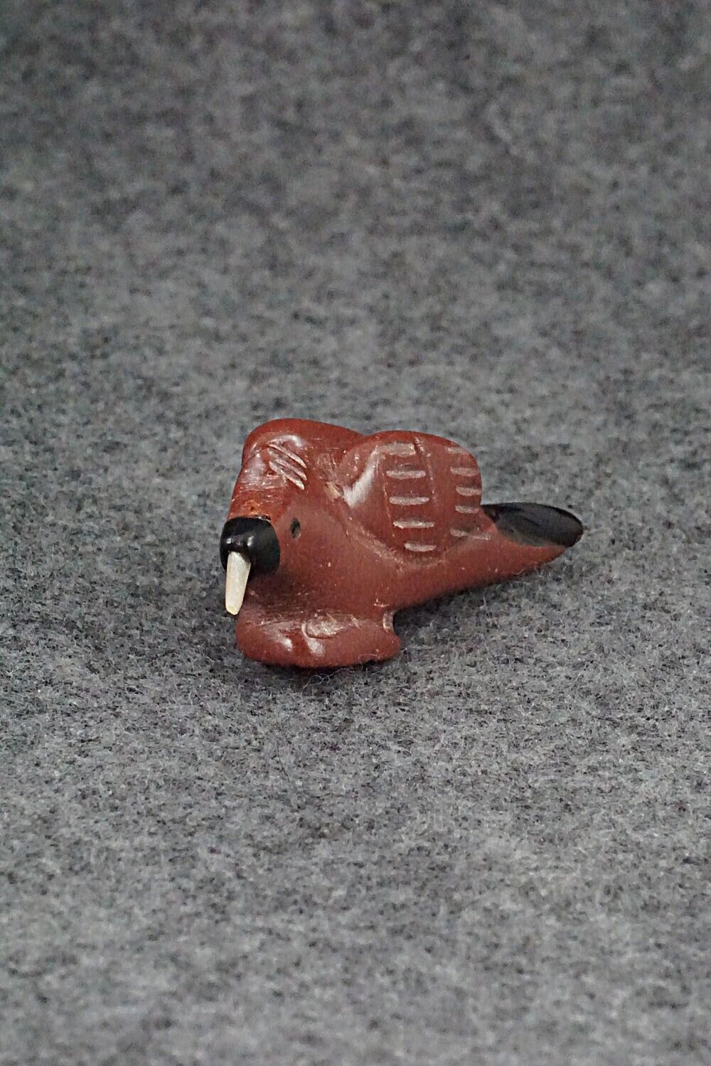 Hummingbird Zuni Fetish Carving - Justin Red Elk