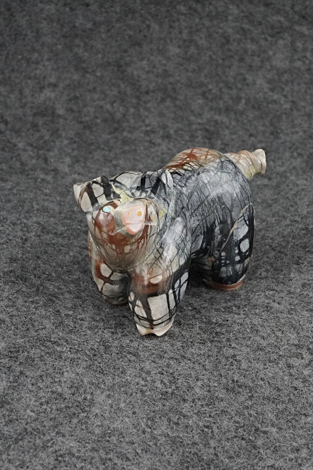 Pig Zuni Fetish Carving - Freddie Leekya