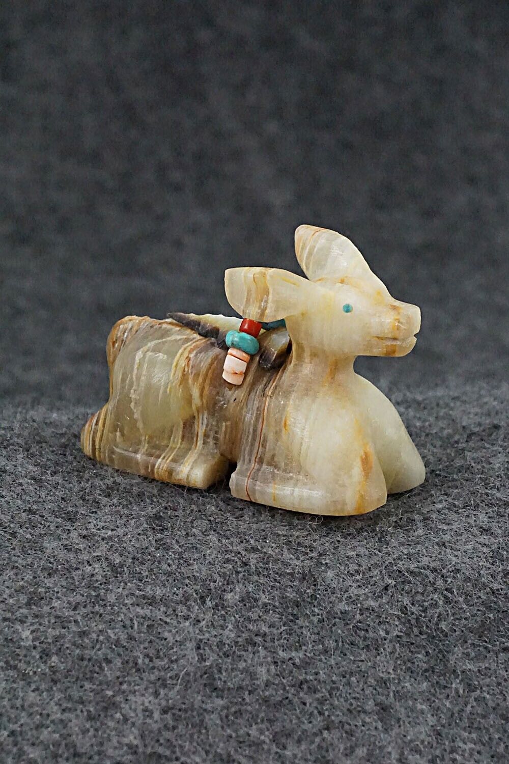 Deer Zuni Fetish Carving - Douglas Martza