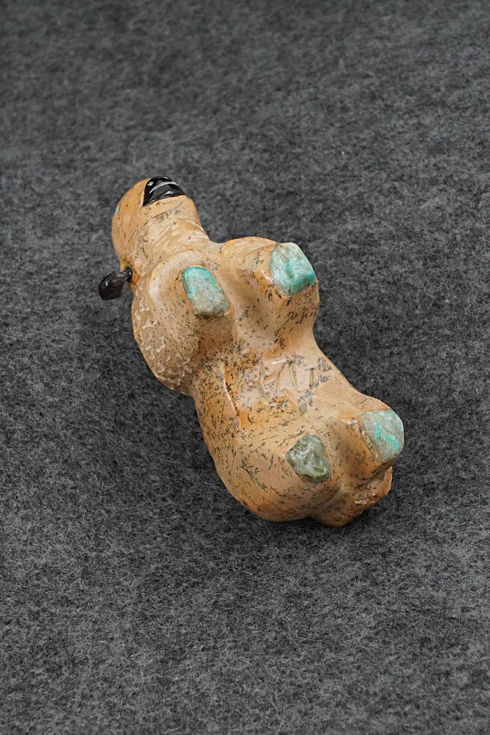Buffalo Zuni Fetish Carving - Freddie Leekya