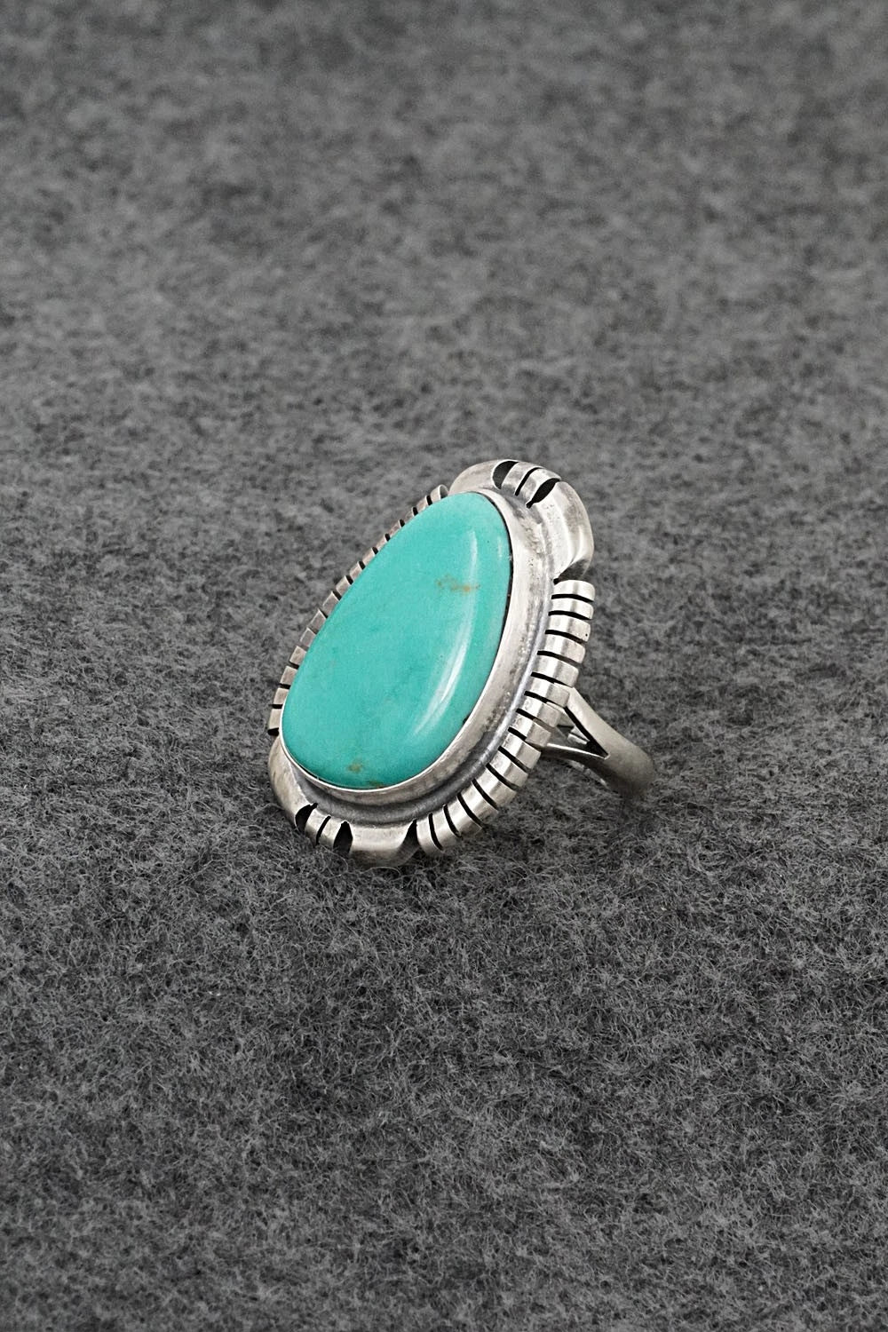 Turquoise & Sterling Silver Ring - Thomas Francisco - Size 6.5
