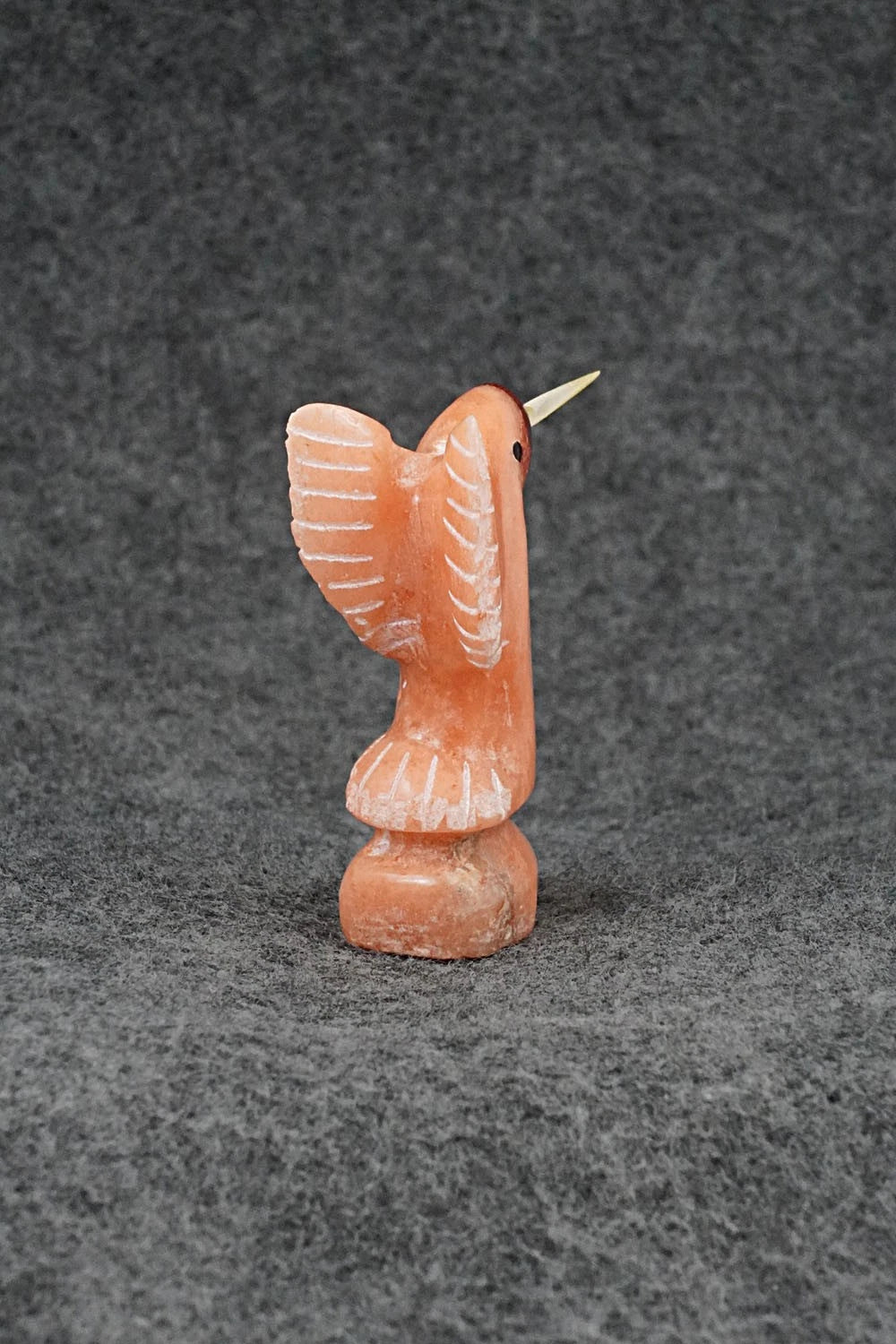 Humming Bird Zuni Fetish Carving - Justin Red Elk