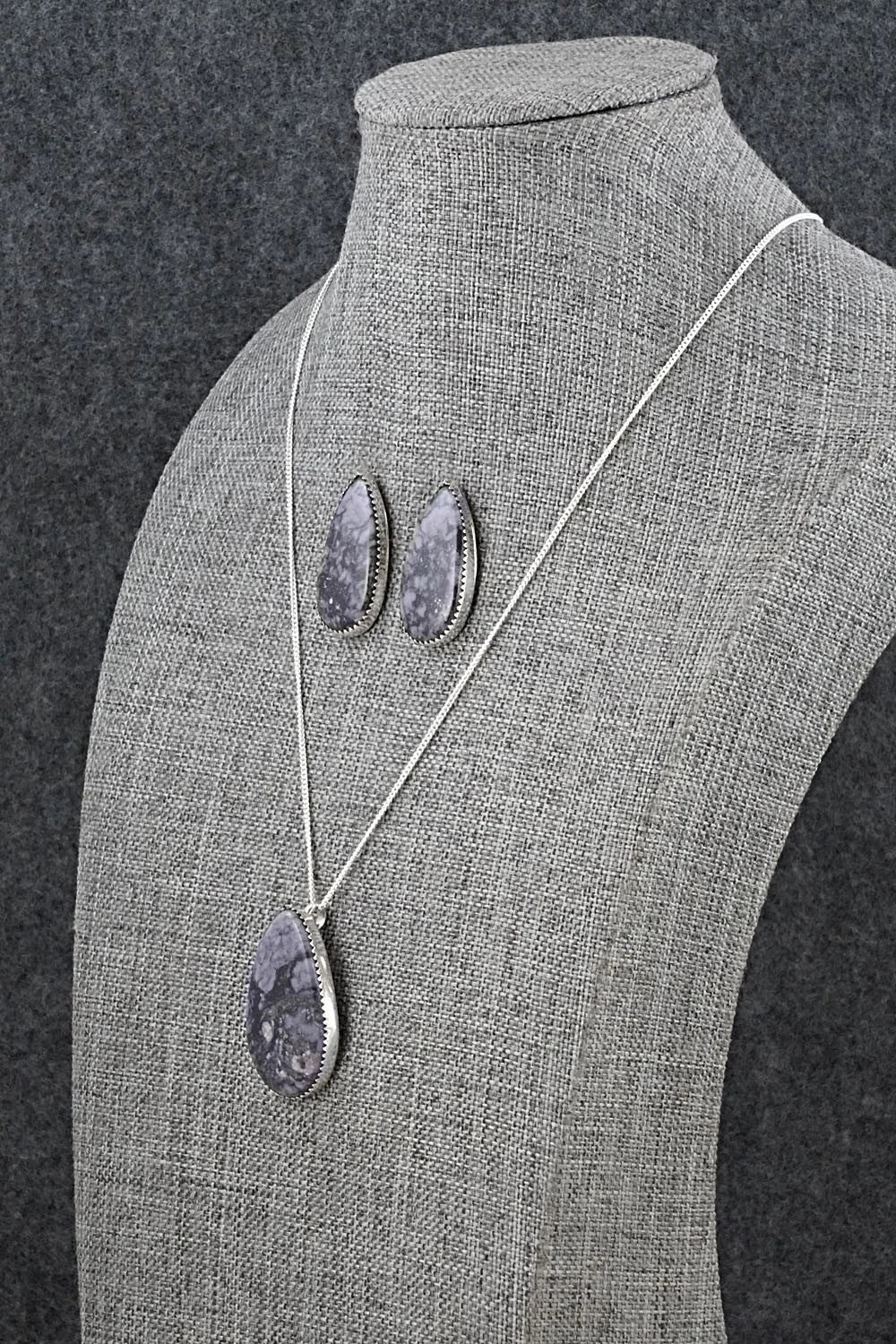 Morado & Sterling Silver Necklace and Earrings Set - Murray Hannaweeka