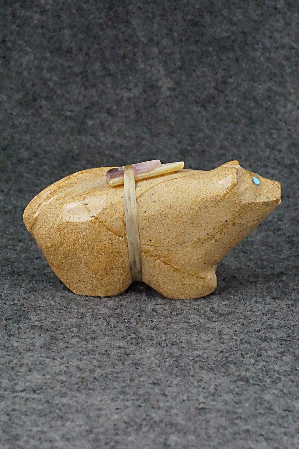 Mountain Lion Zuni Fetish Carving - Delvin Leekya