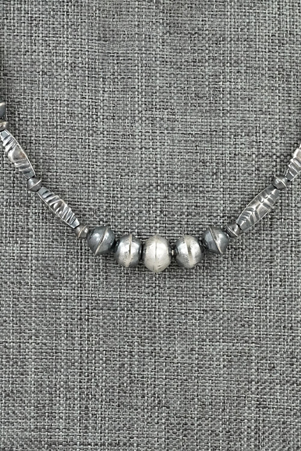 Sterling Silver Navajo Pearl Necklace 18" - Vintage