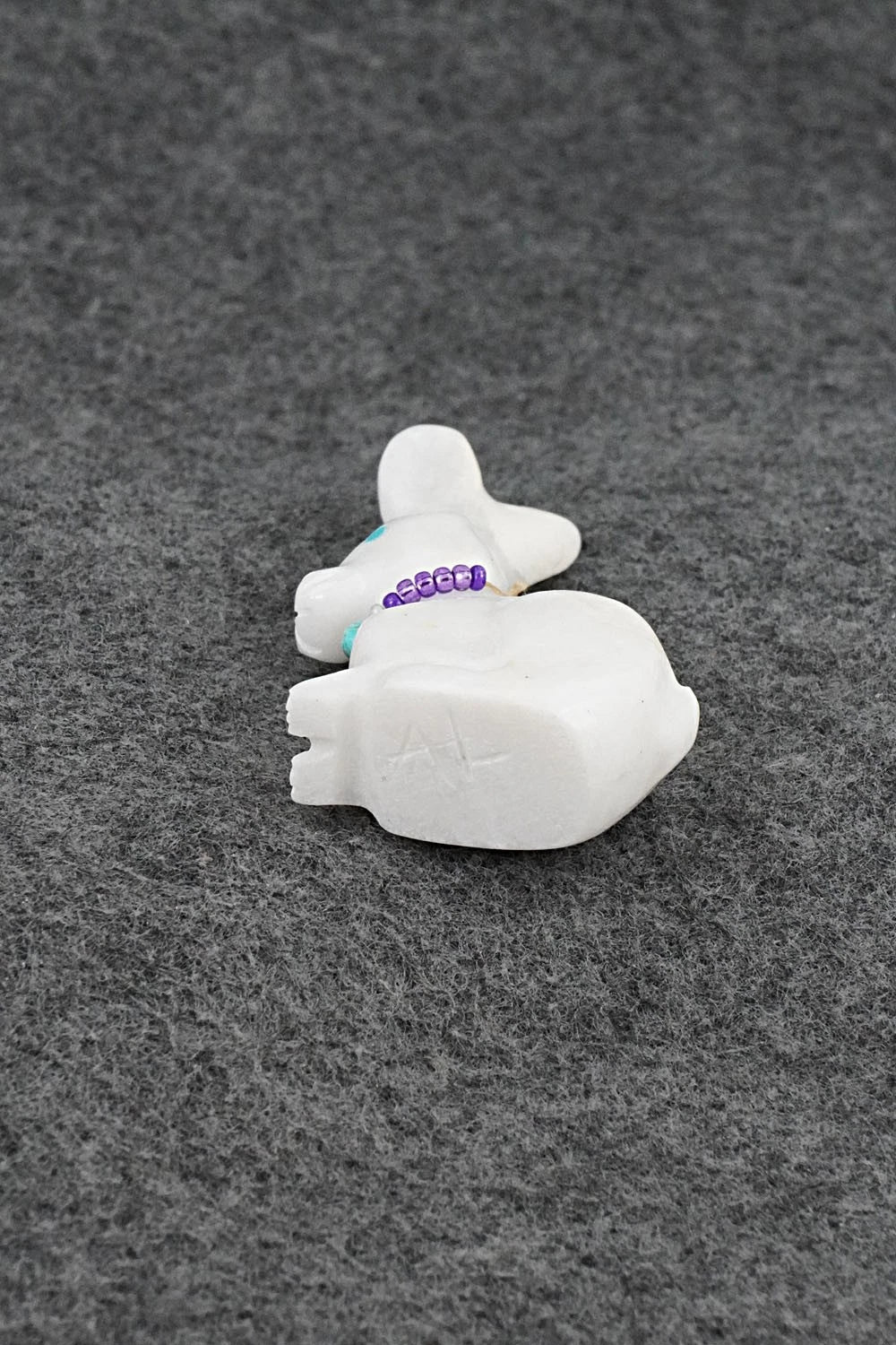 Jack Rabbit Zuni Fetish Carving - Andres Lementino